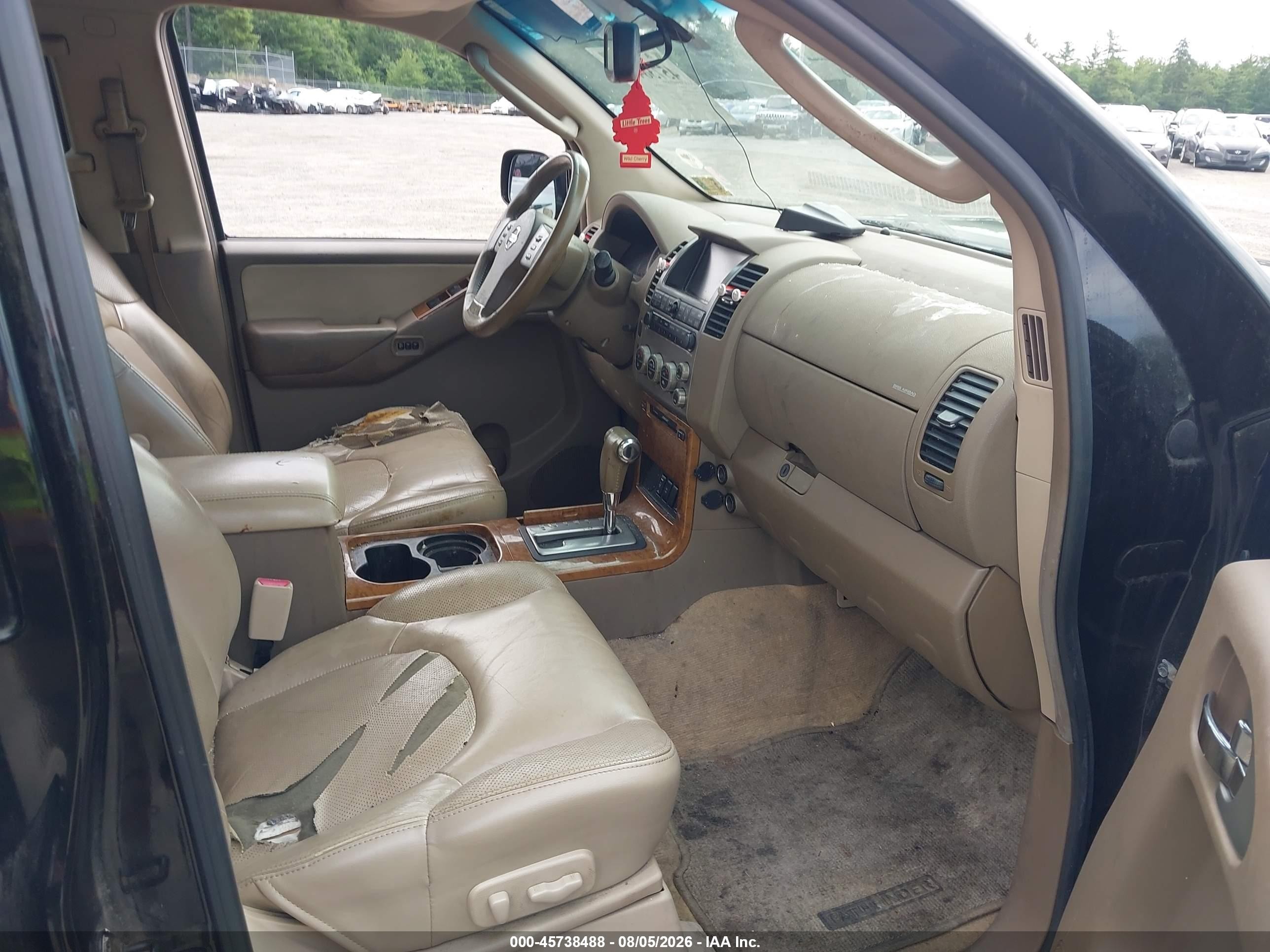 2006 Nissan Pathfinder Le Black vin: 5N1AR18U56C650758