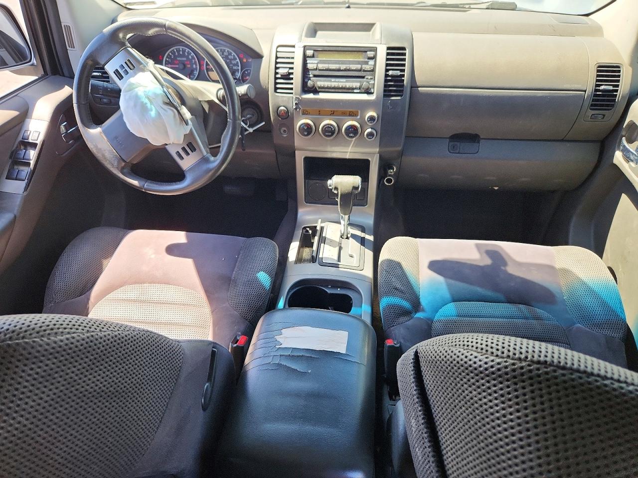 2006 Nissan Pathfinder S Silver vin: 5N1AR18U56C684800