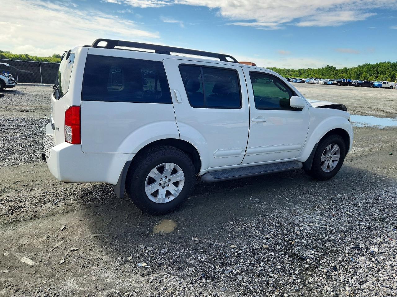 2007 Nissan Pathfinder S White vin: 5N1AR18U57C605904