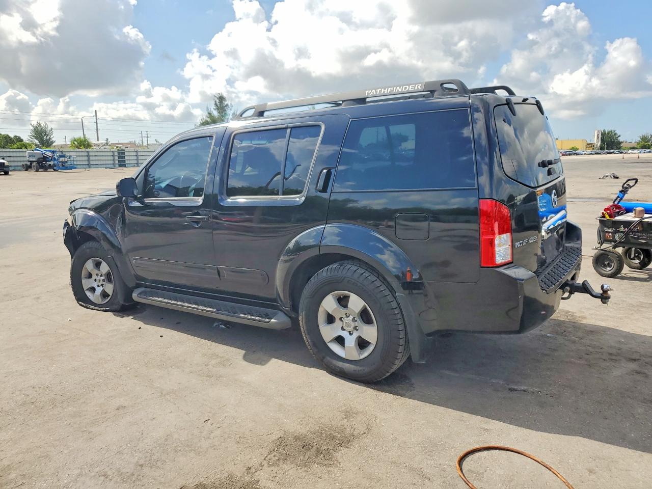 2007 Nissan Pathfinder S Black vin: 5N1AR18U57C621570