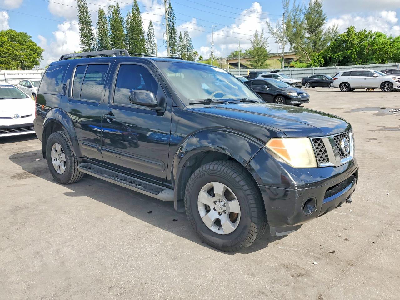 2007 Nissan Pathfinder S Black vin: 5N1AR18U57C621570