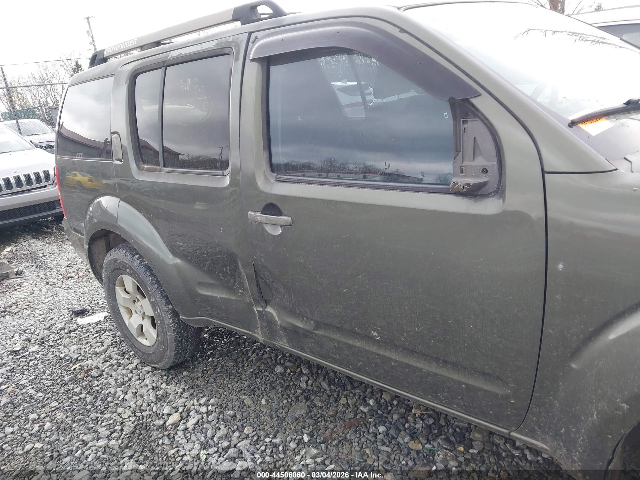 2005 Nissan Pathfinder Se Green vin: 5N1AR18U65C722386