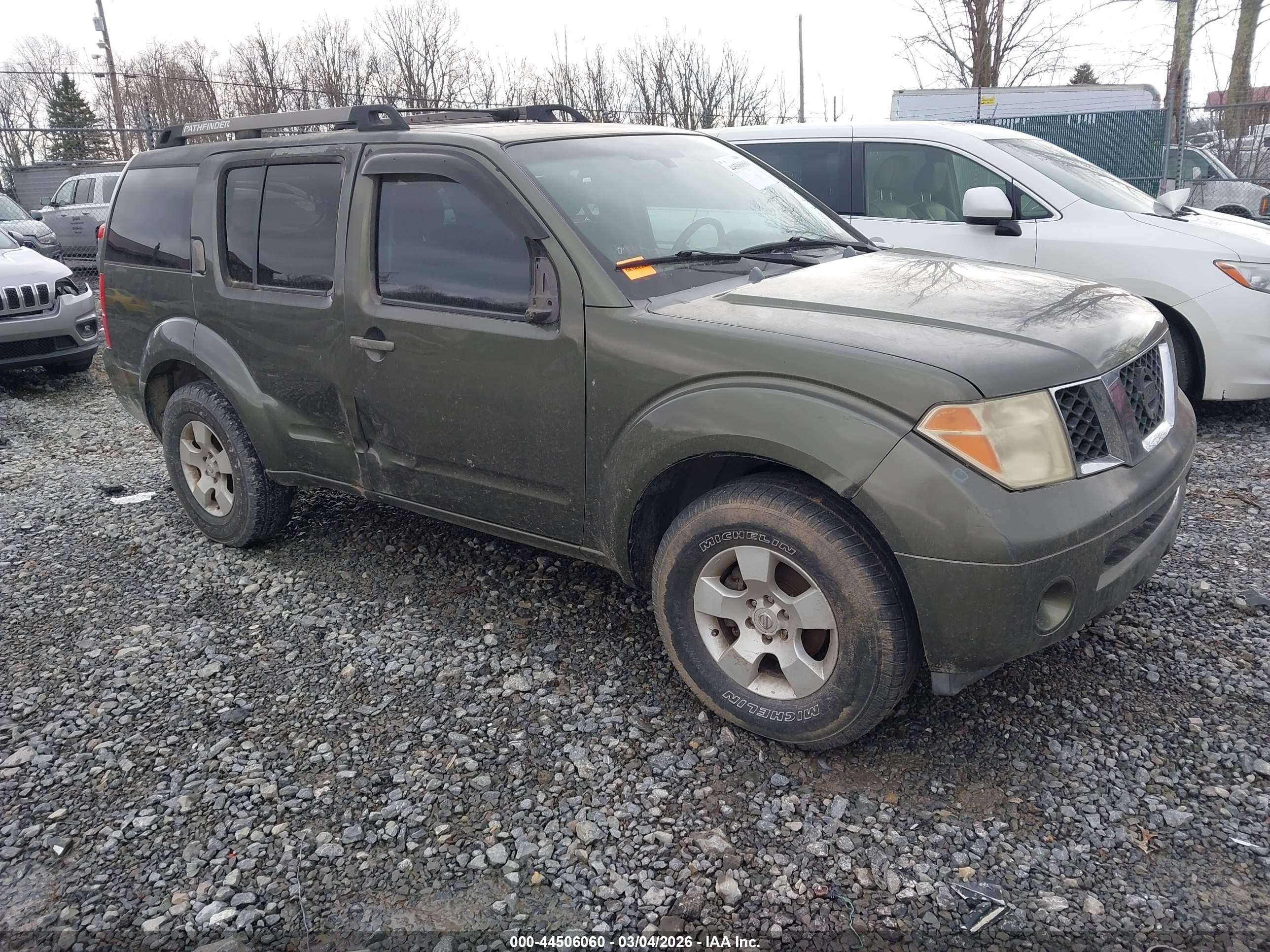 2005 Nissan Pathfinder Se Green vin: 5N1AR18U65C722386