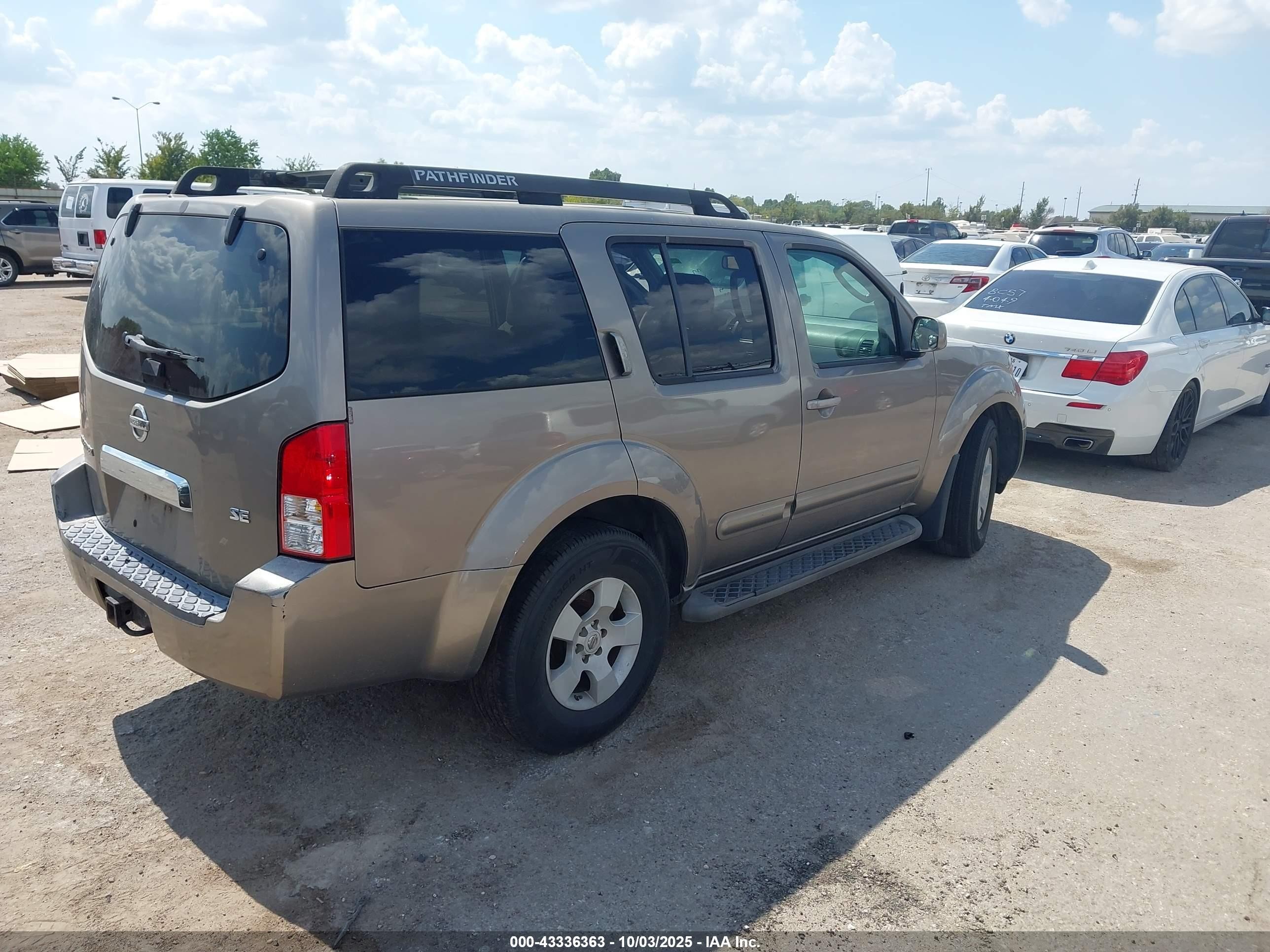 2006 Nissan Pathfinder Se Champagne vin: 5N1AR18U66C605232