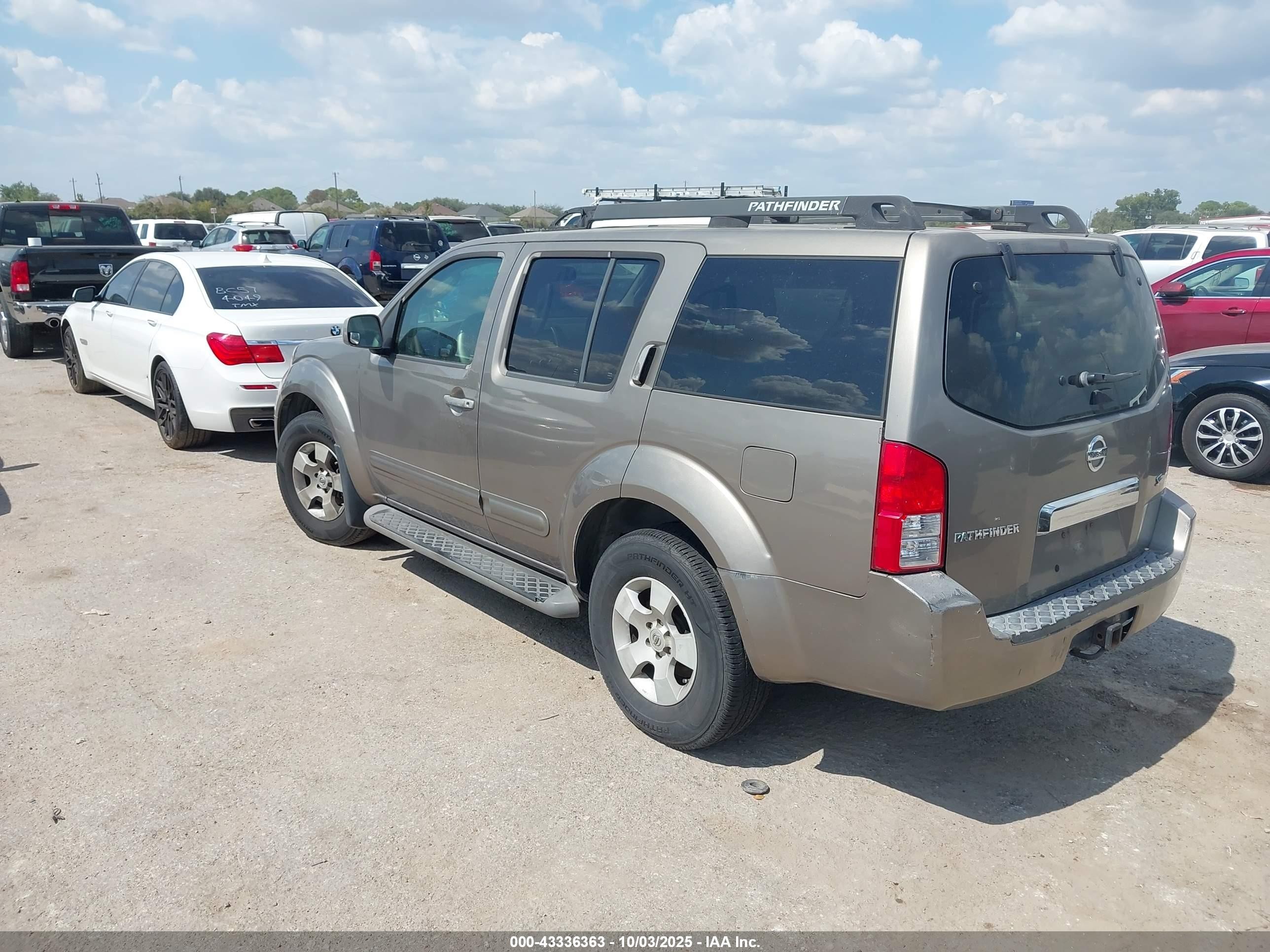 2006 Nissan Pathfinder Se Champagne vin: 5N1AR18U66C605232