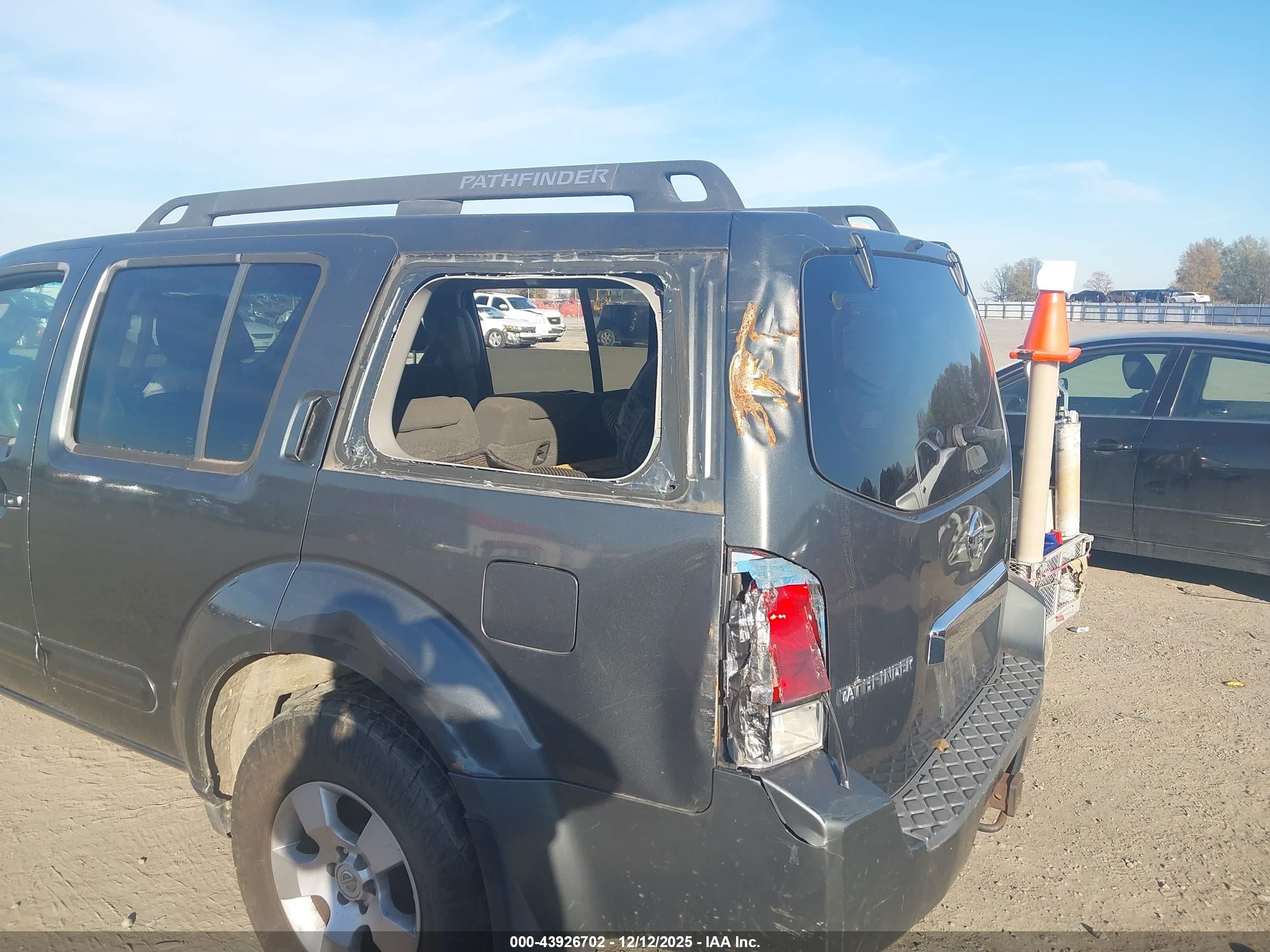 2006 Nissan Pathfinder S Gray vin: 5N1AR18U66C648727