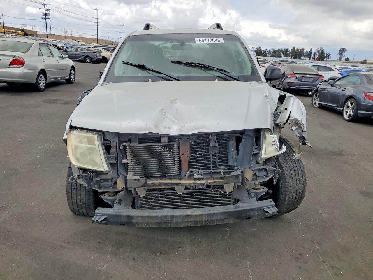 2006 Nissan Pathfinder S Silver vin: 5N1AR18U66C683624