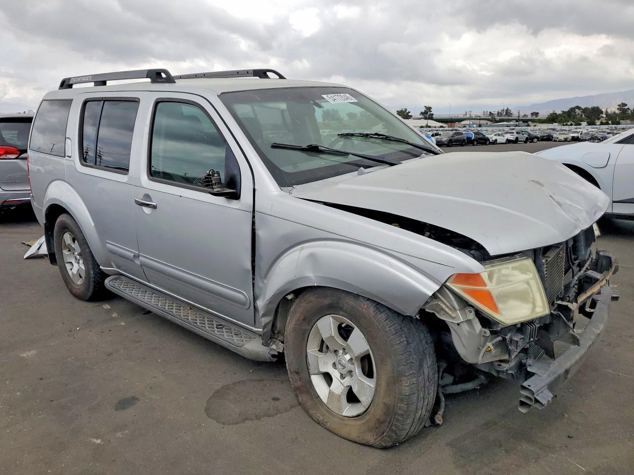 2006 Nissan Pathfinder S Silver vin: 5N1AR18U66C683624