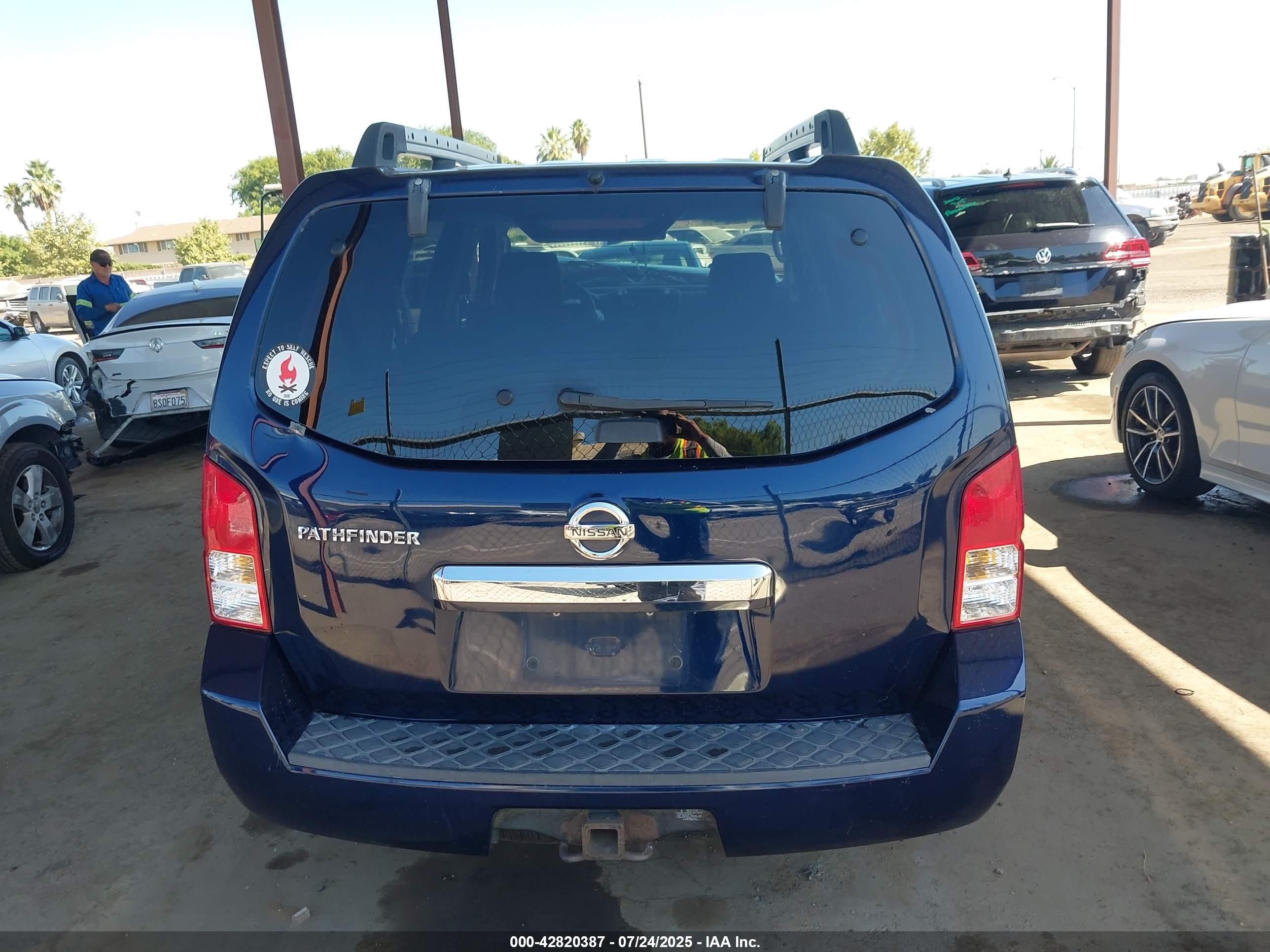 2008 Nissan Pathfinder S Dark Blue vin: 5N1AR18U68C648908