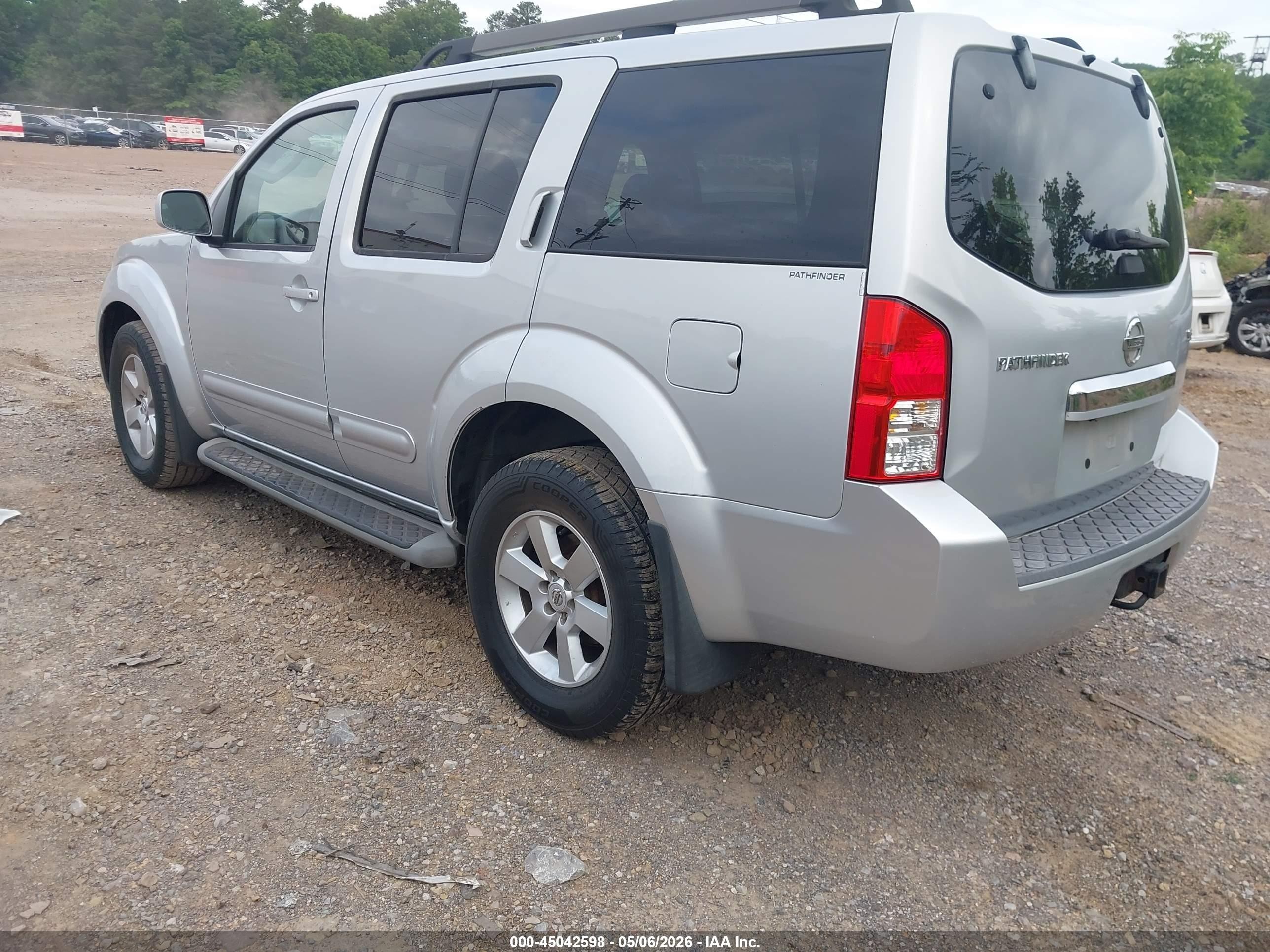 2008 Nissan Pathfinder Se Серебряный vin: 5N1AR18U68C667605