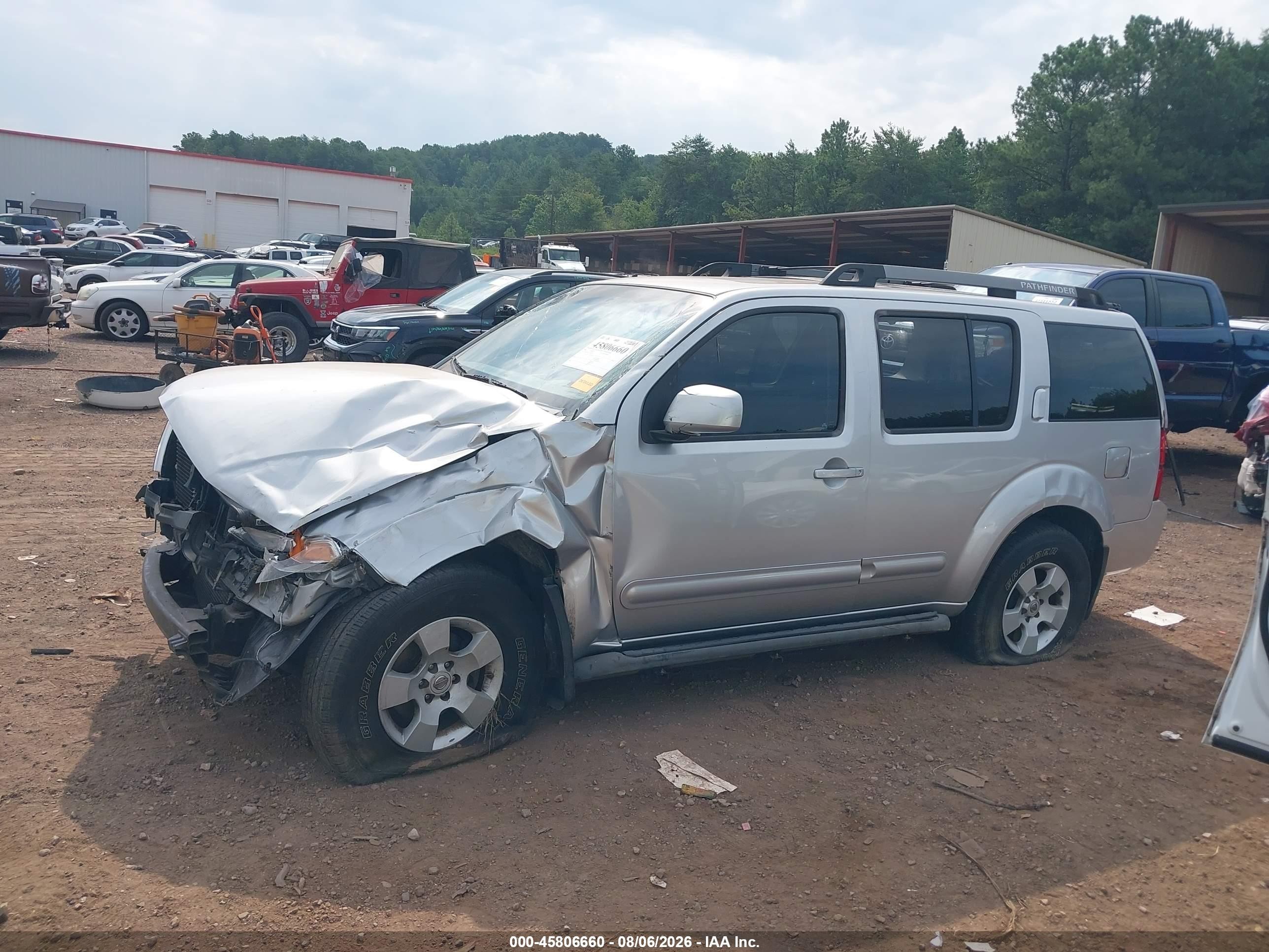2005 Nissan Pathfinder Se Silver vin: 5N1AR18U75C780670