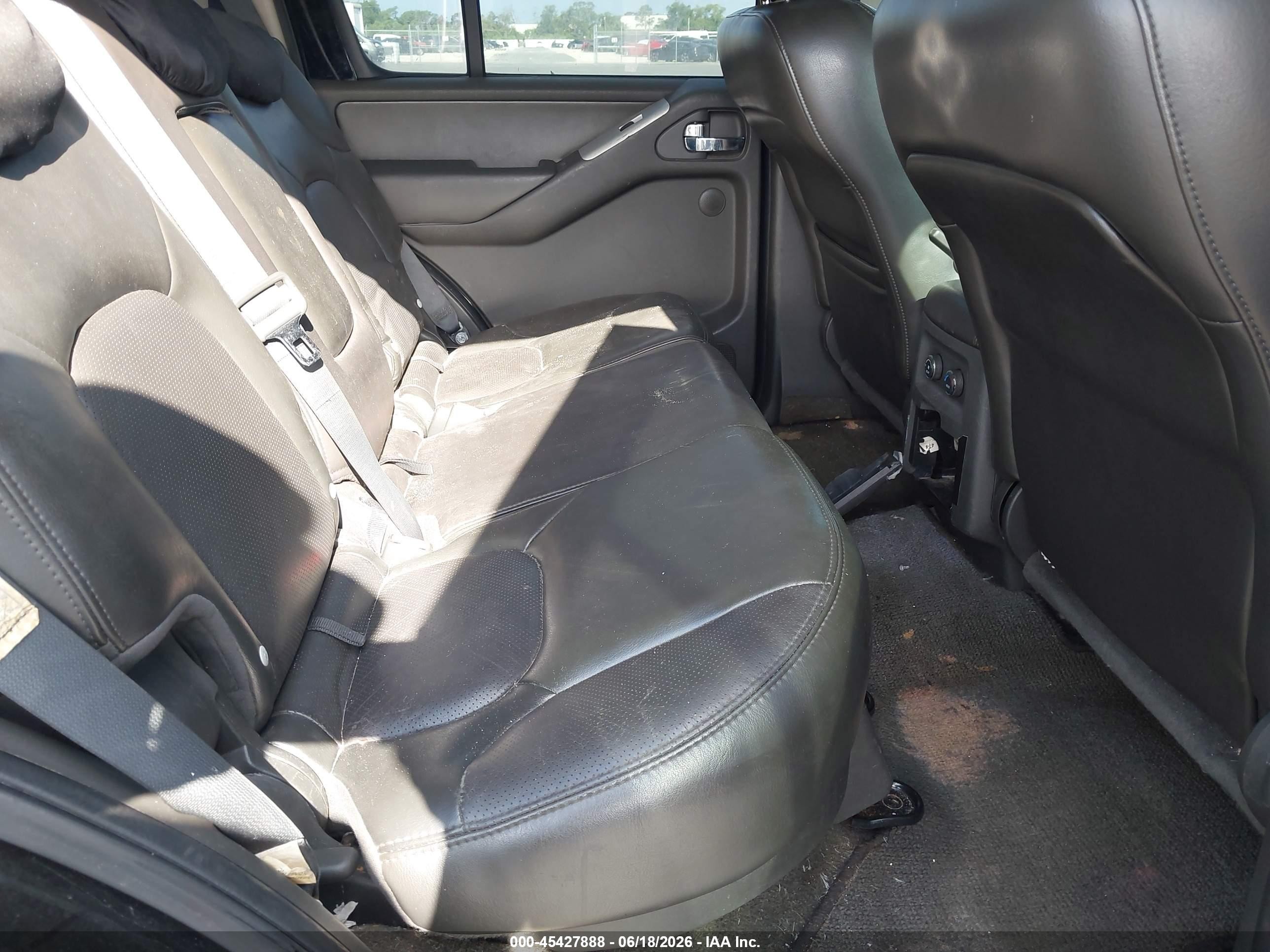 2008 Nissan Pathfinder Se Black vin: 5N1AR18U78C665264