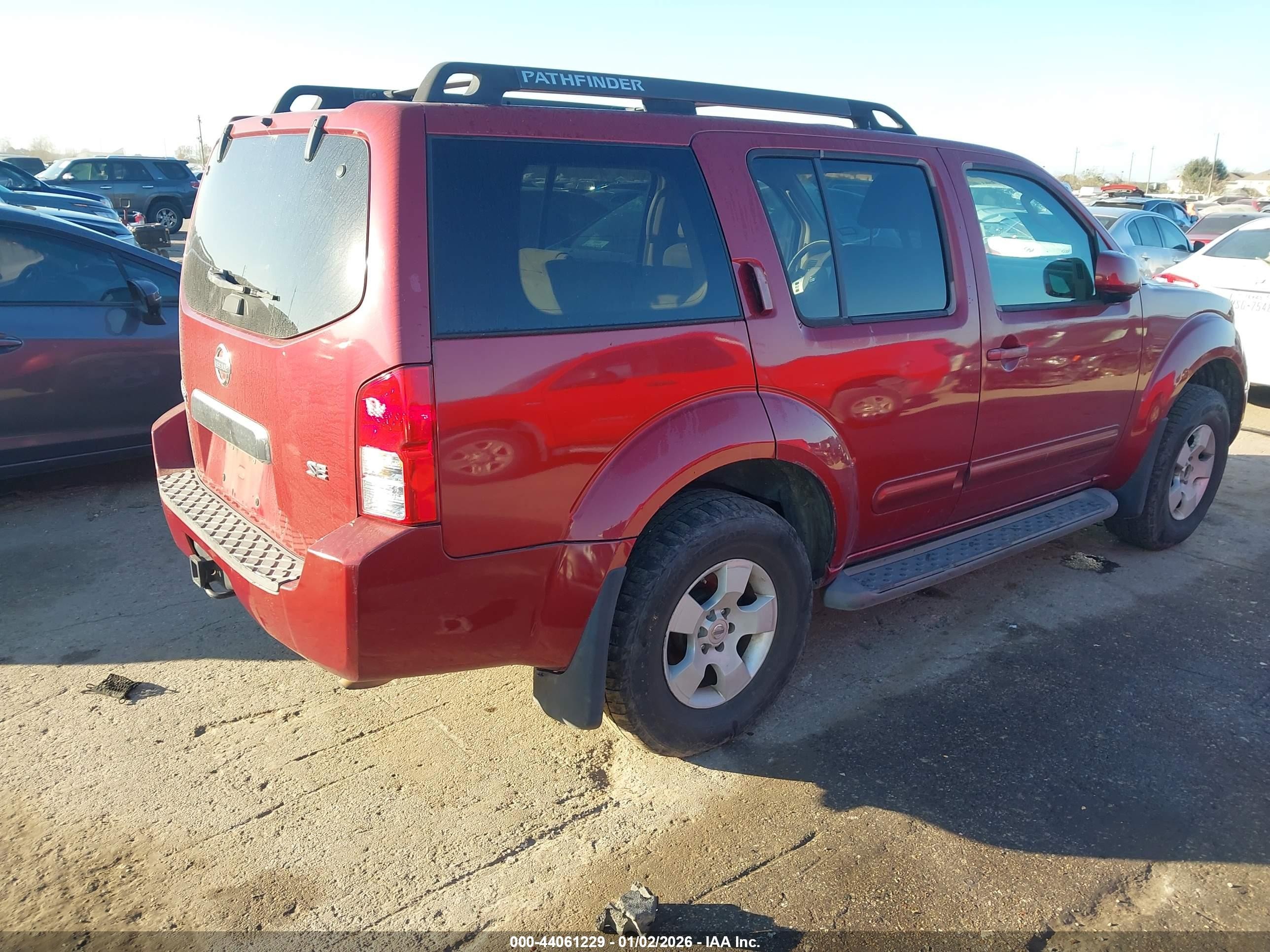 2006 Nissan Pathfinder Se Red vin: 5N1AR18U86C605927