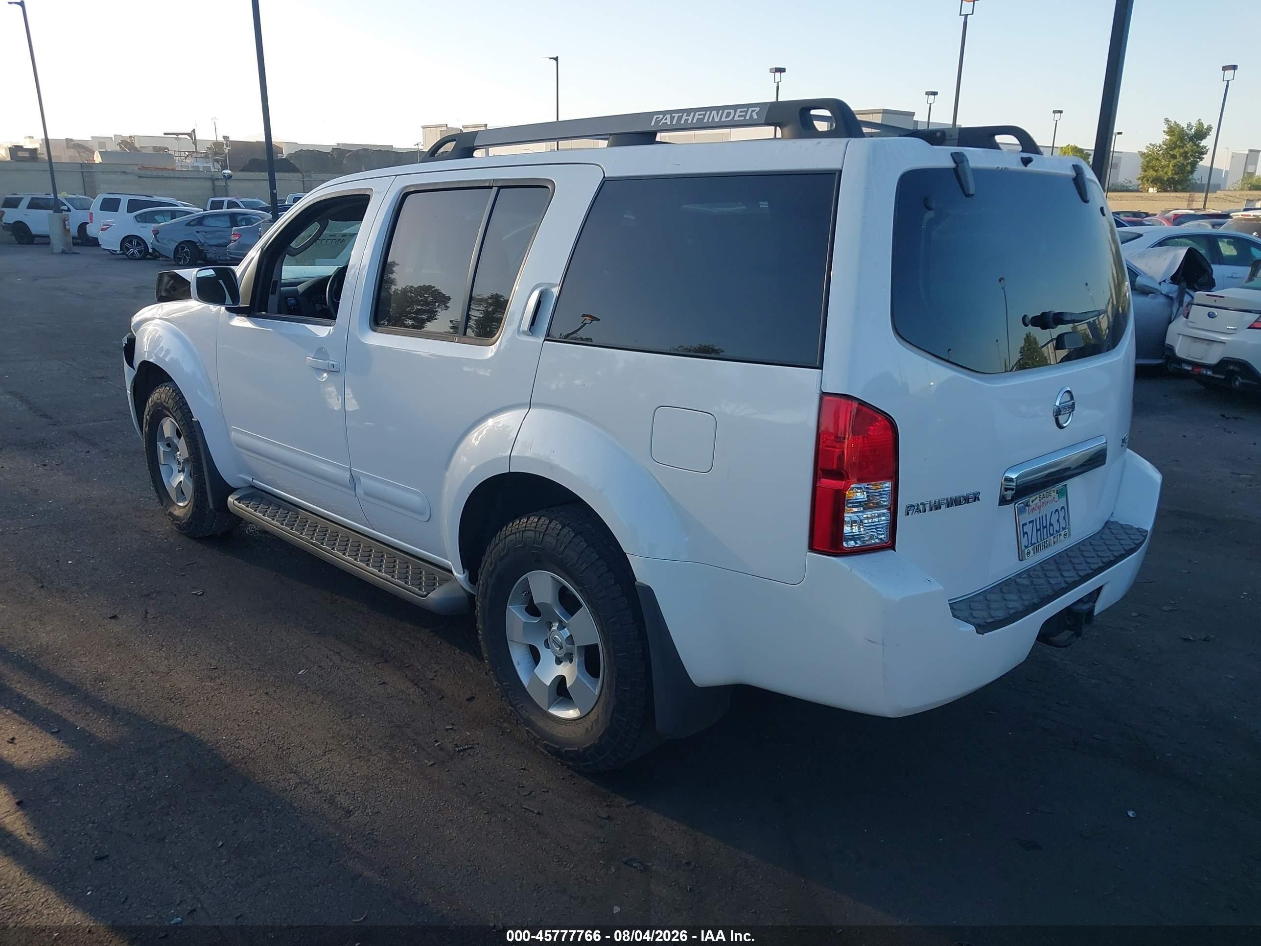 2007 Nissan Pathfinder Se White vin: 5N1AR18U87C637987
