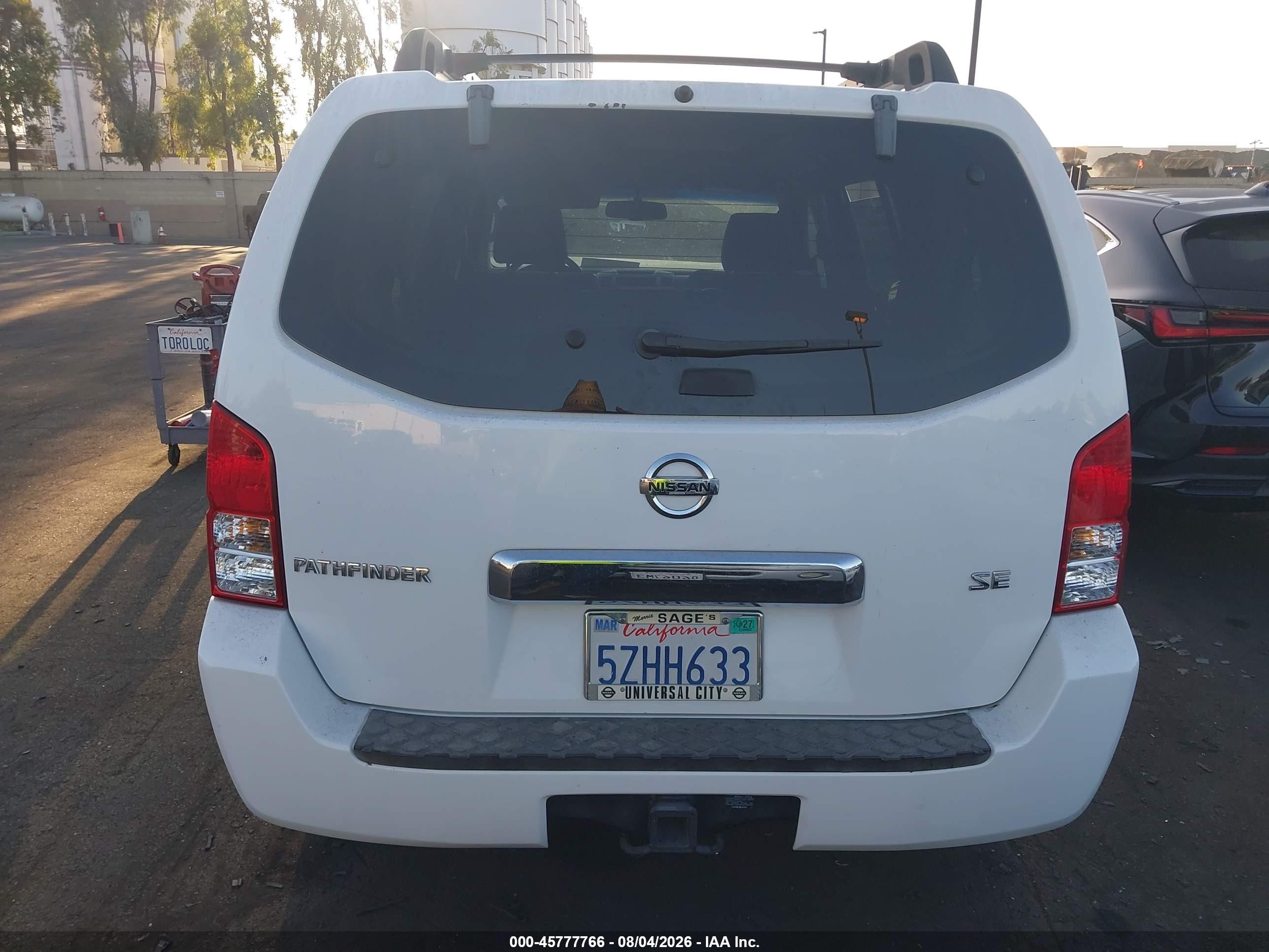2007 Nissan Pathfinder Se White vin: 5N1AR18U87C637987