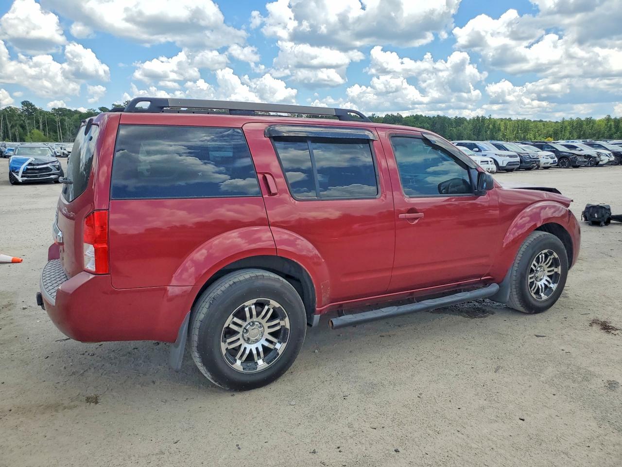 2008 Nissan Pathfinder S Burgundy vin: 5N1AR18U88C617160