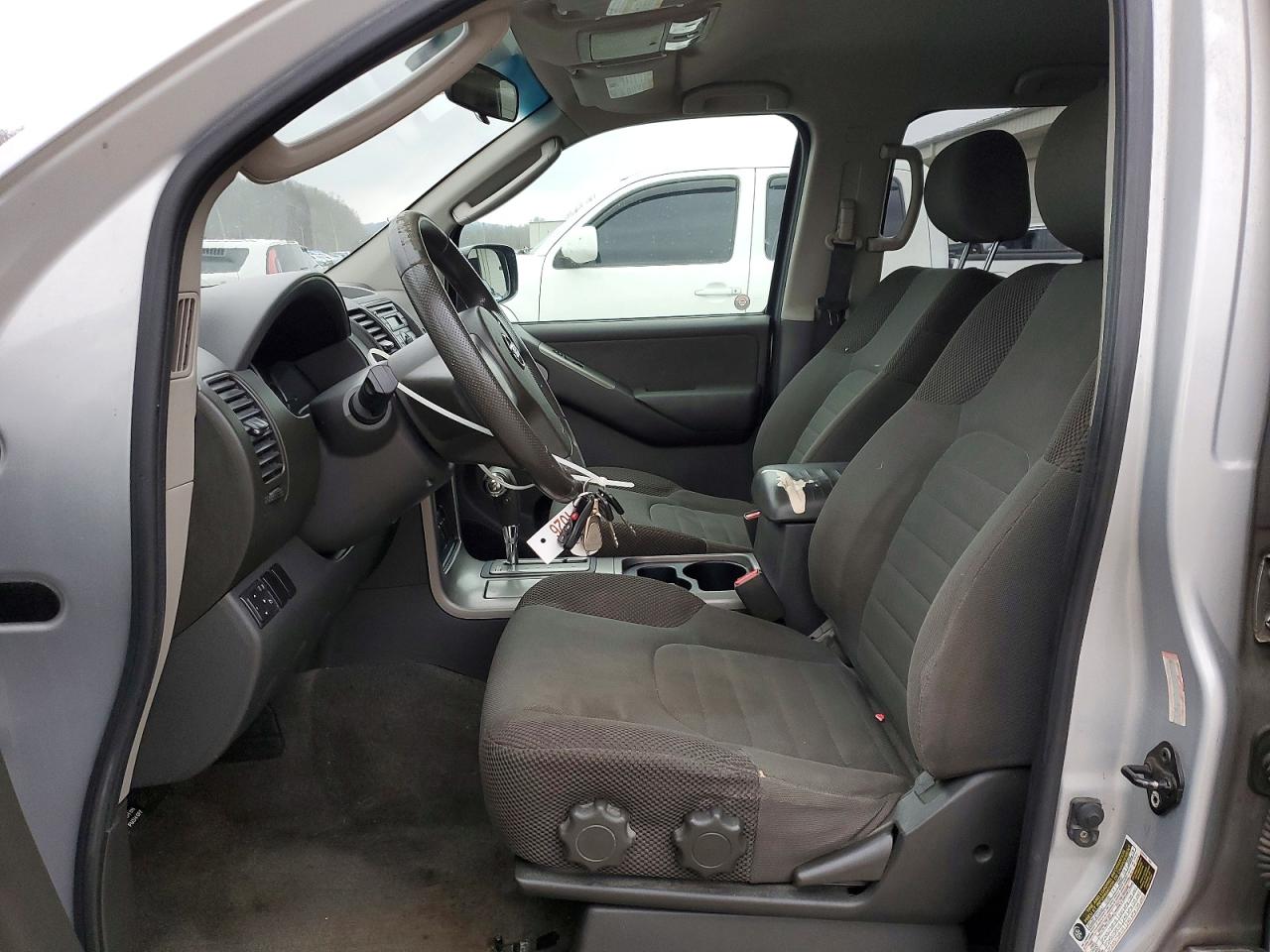 2008 Nissan Pathfinder S Серебряный vin: 5N1AR18U88C635433