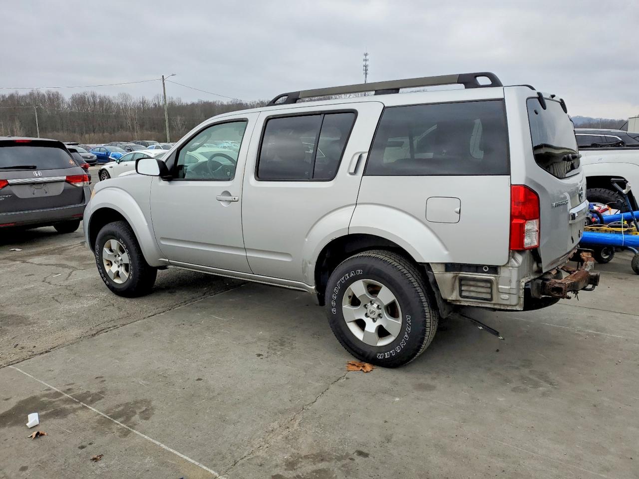 2008 Nissan Pathfinder S Серебряный vin: 5N1AR18U88C635433
