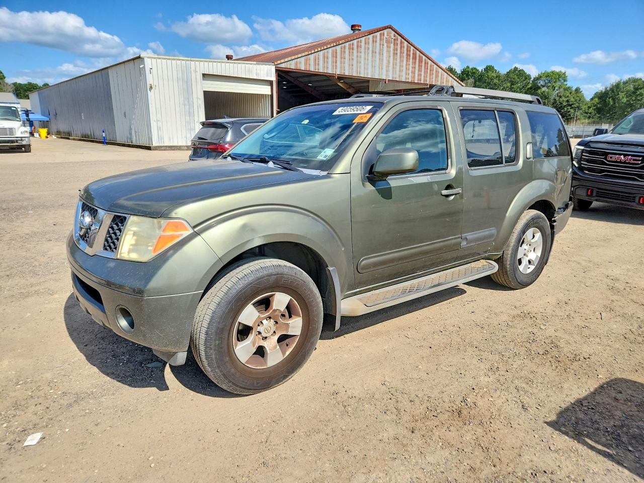 2005 Nissan Pathfinder Xe Green vin: 5N1AR18U95C706005