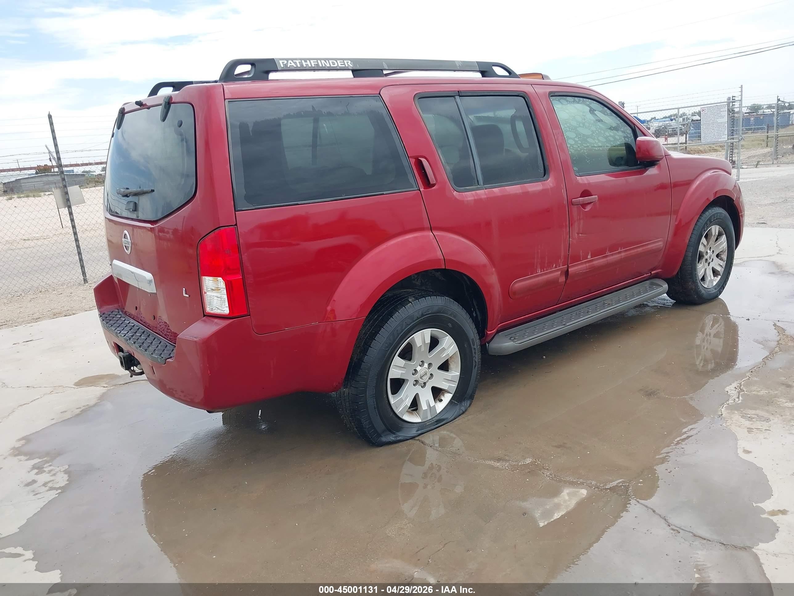 2006 Nissan Pathfinder Le Красный vin: 5N1AR18U96C683715