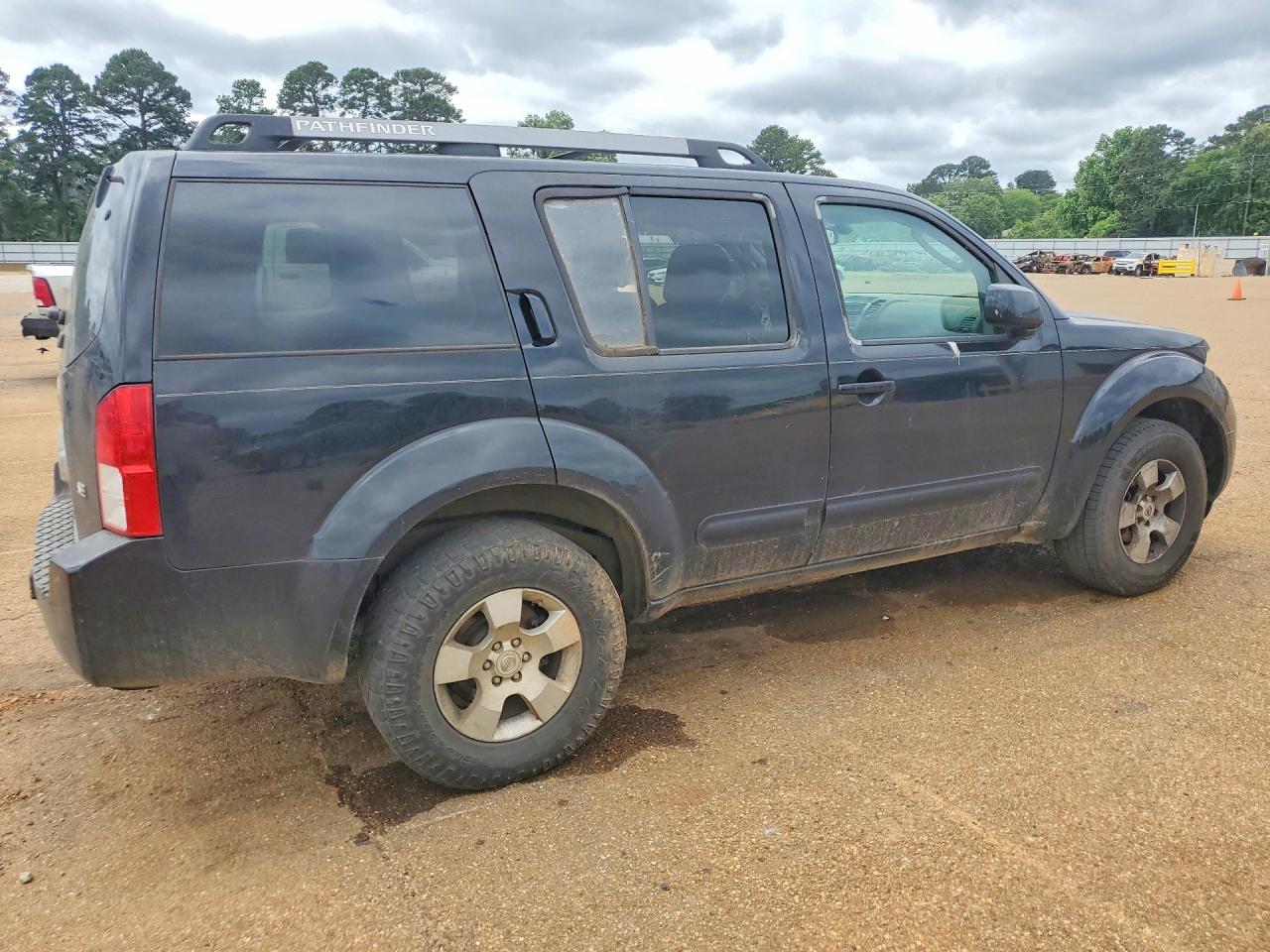 2005 Nissan Pathfinder Xe Black vin: 5N1AR18UX5C736081