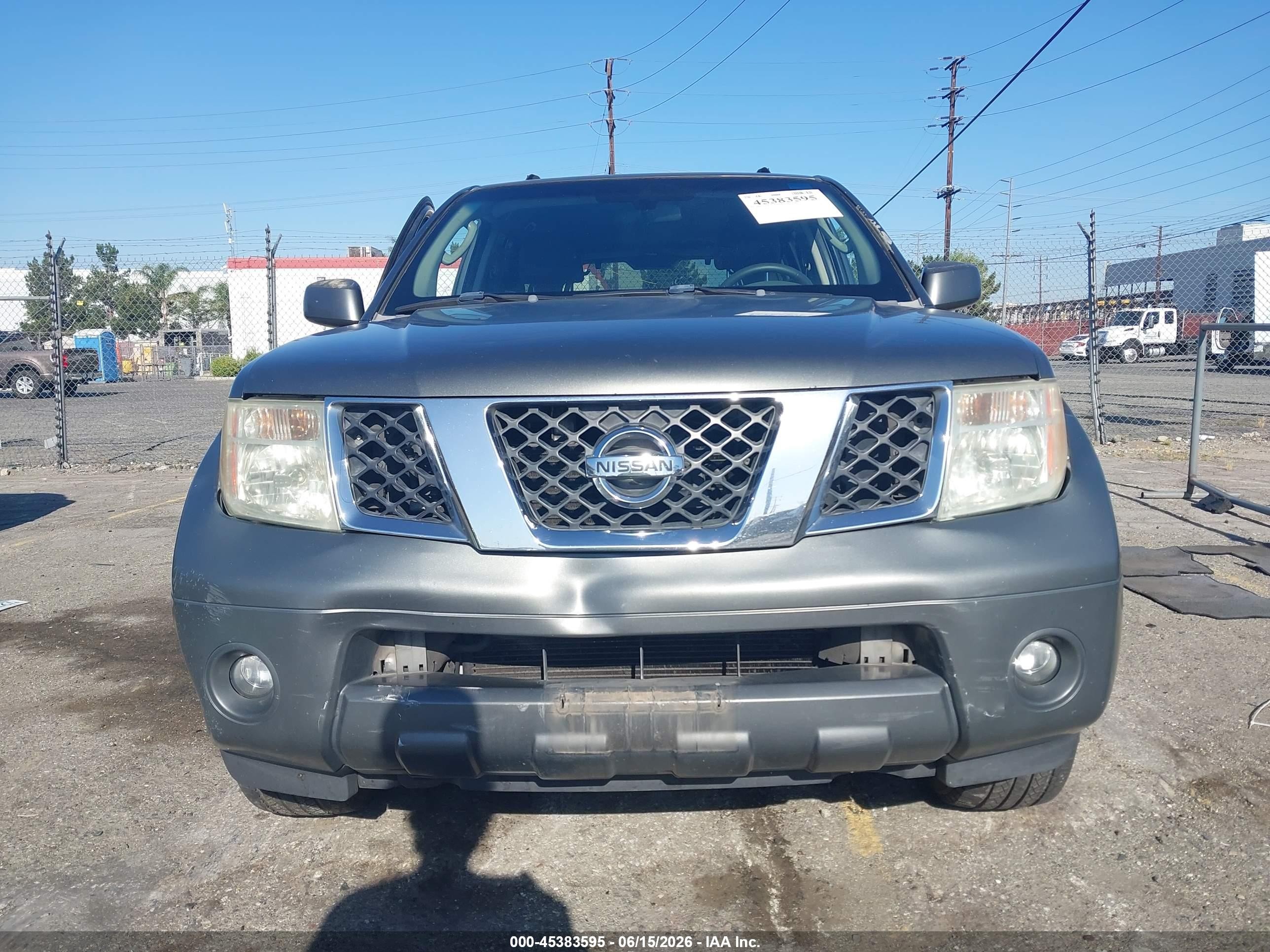 2005 Nissan Pathfinder Se Gray vin: 5N1AR18UX5C748280