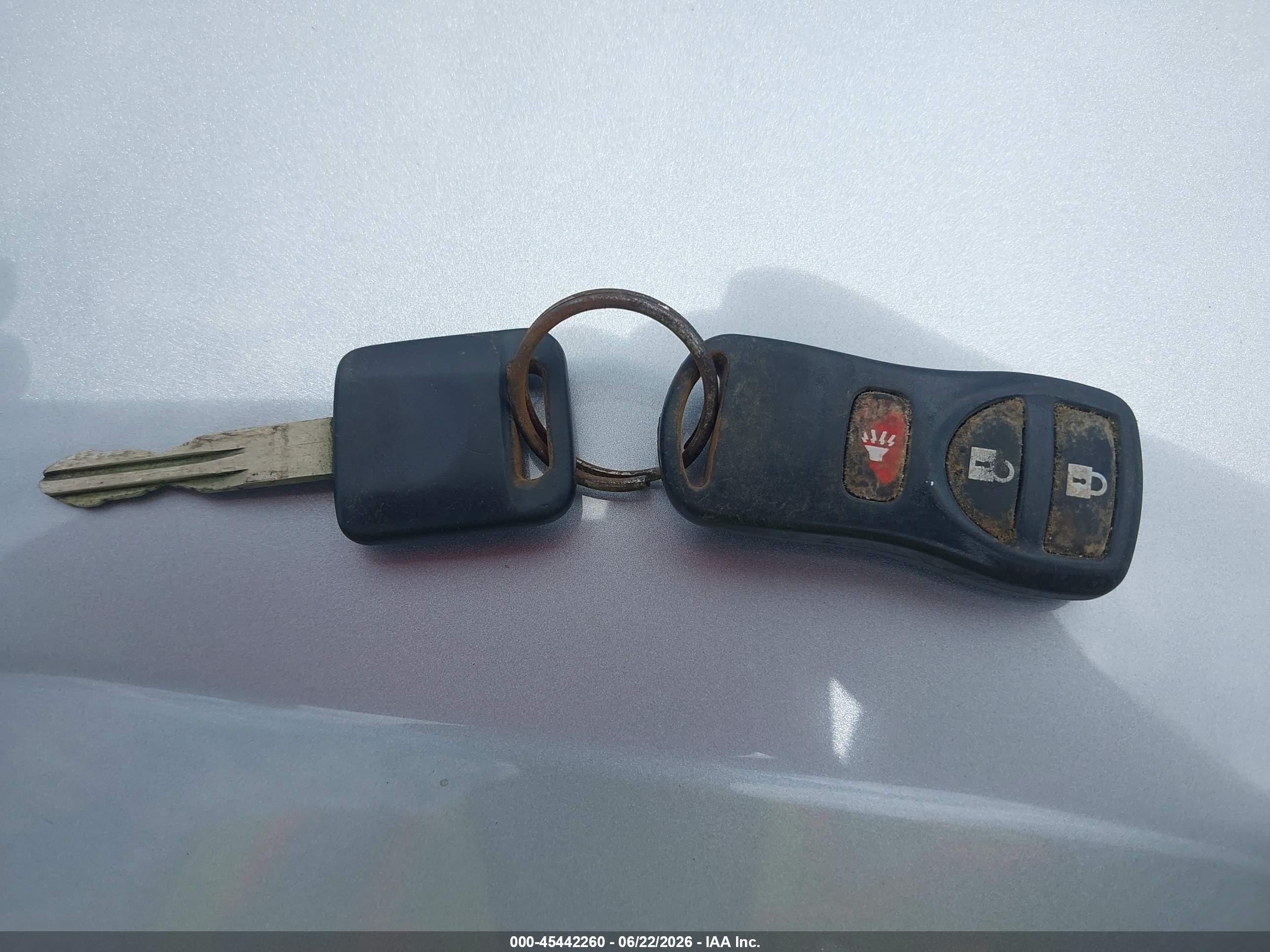 2005 Nissan Pathfinder Le Silver vin: 5N1AR18UX5C783790
