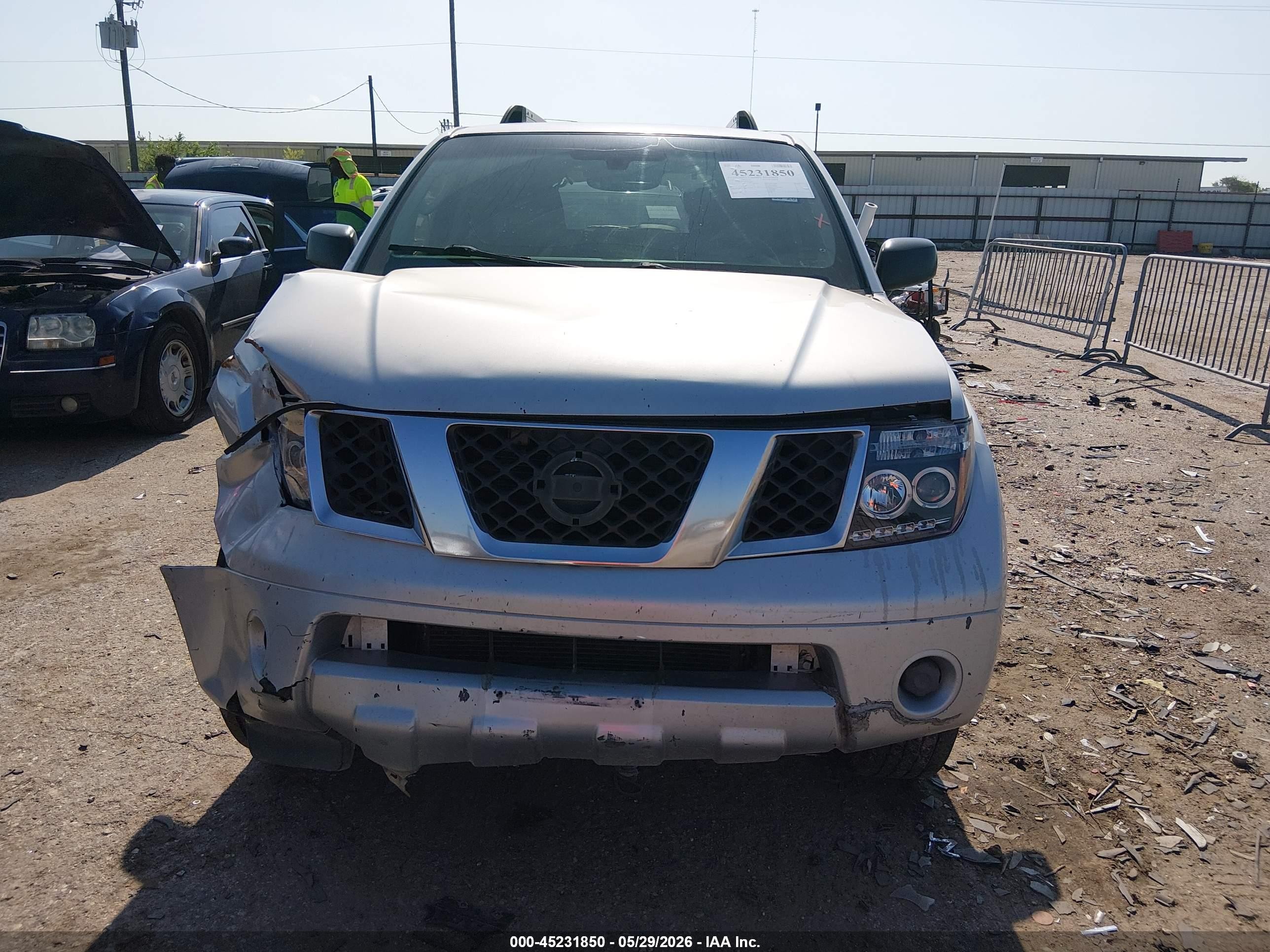 2006 Nissan Pathfinder S Silver vin: 5N1AR18UX6C658810