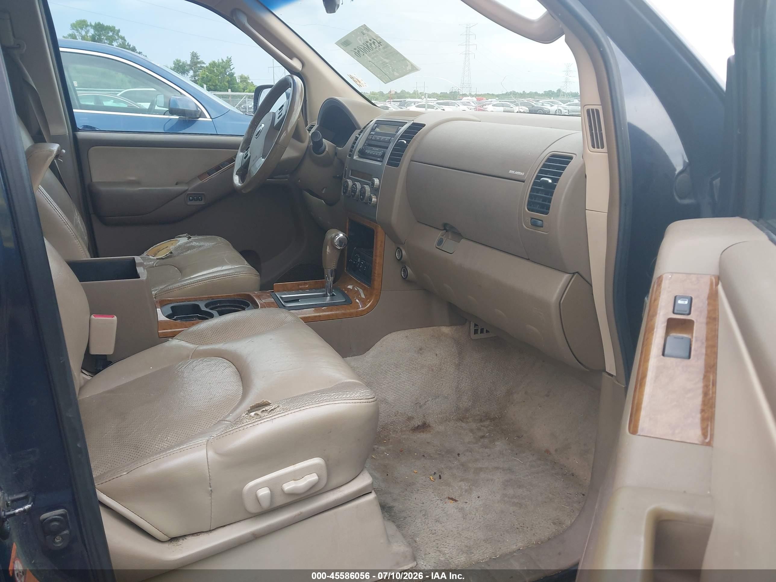 2005 Nissan Pathfinder Le Синий vin: 5N1AR18W05C721669