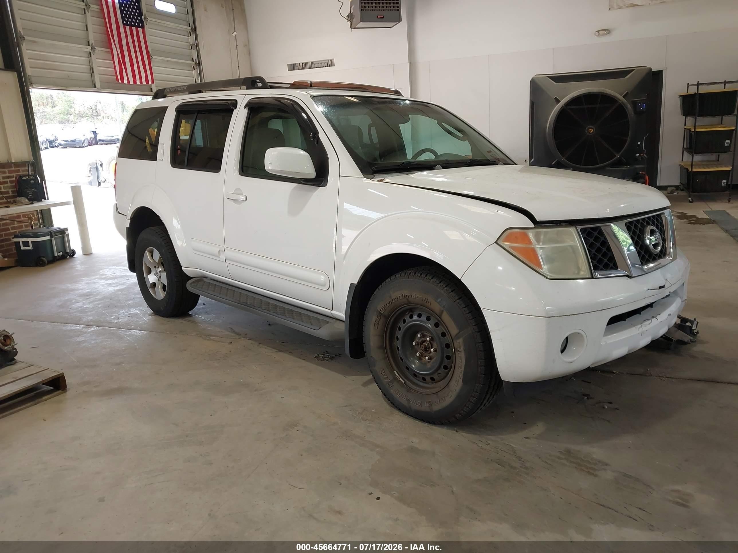 2007 Nissan Pathfinder Se White vin: 5N1AR18W07C622191