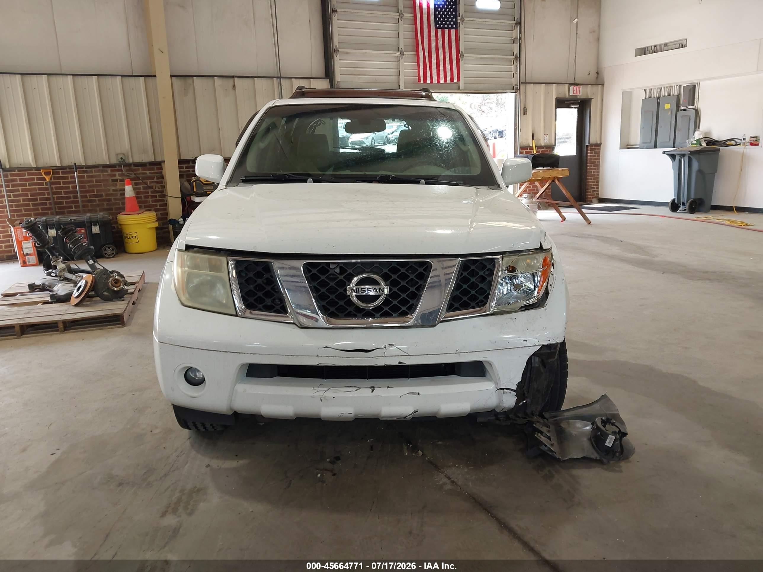 2007 Nissan Pathfinder Se White vin: 5N1AR18W07C622191
