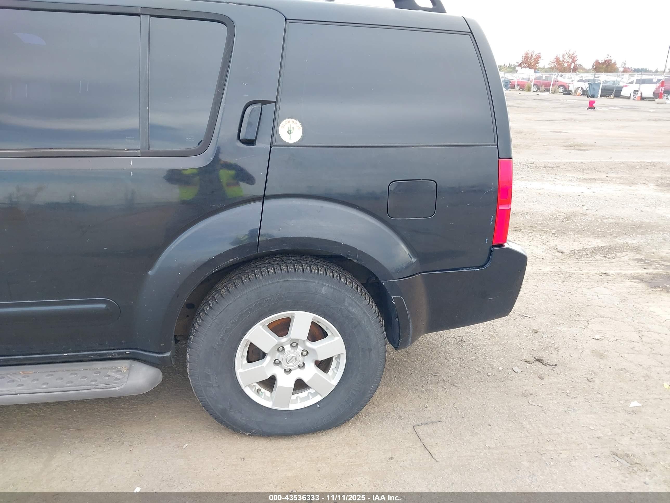2005 Nissan Pathfinder Se Off-road Black vin: 5N1AR18W15C713094