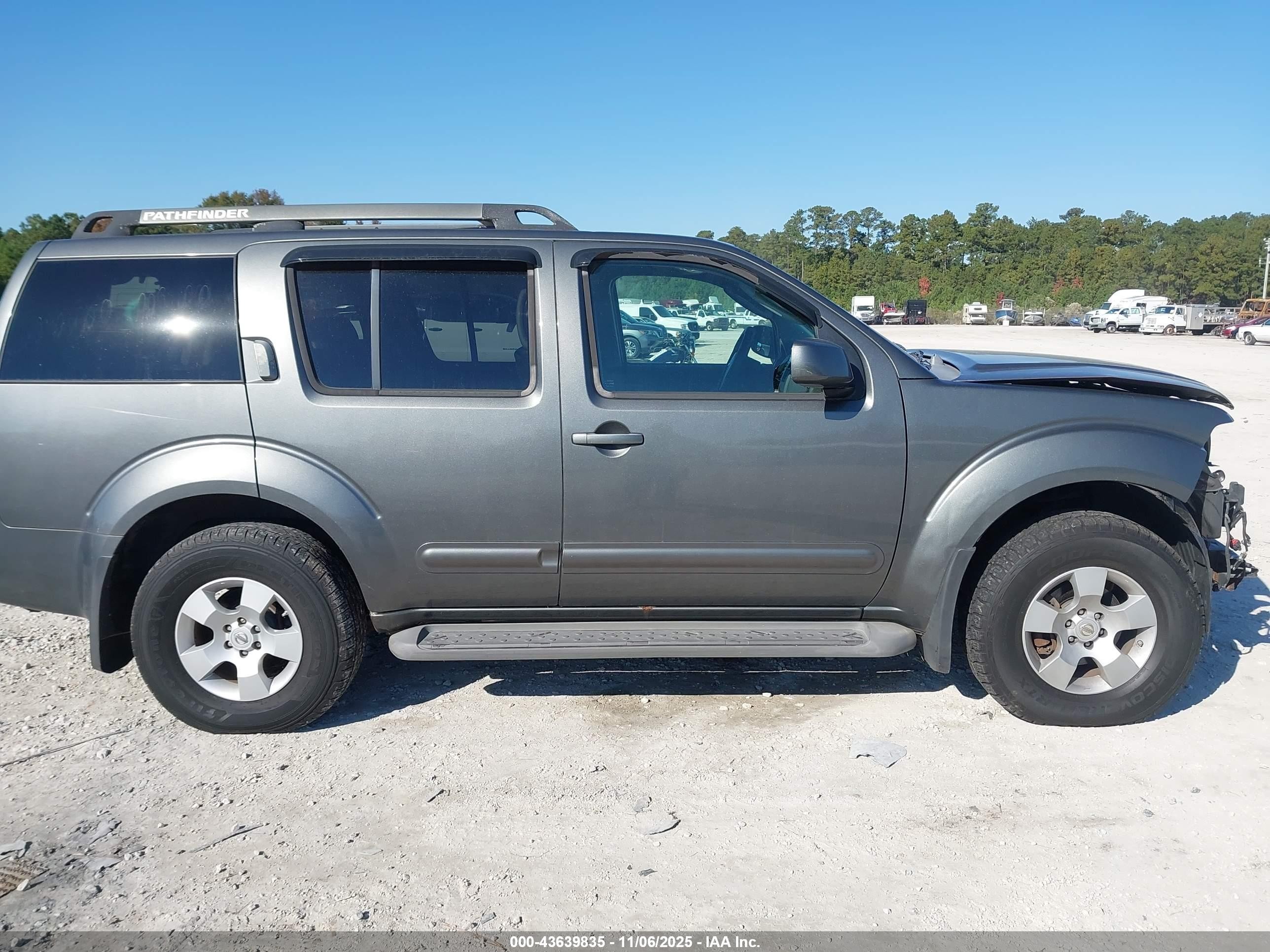 2006 Nissan Pathfinder Se Gray vin: 5N1AR18W16C608945