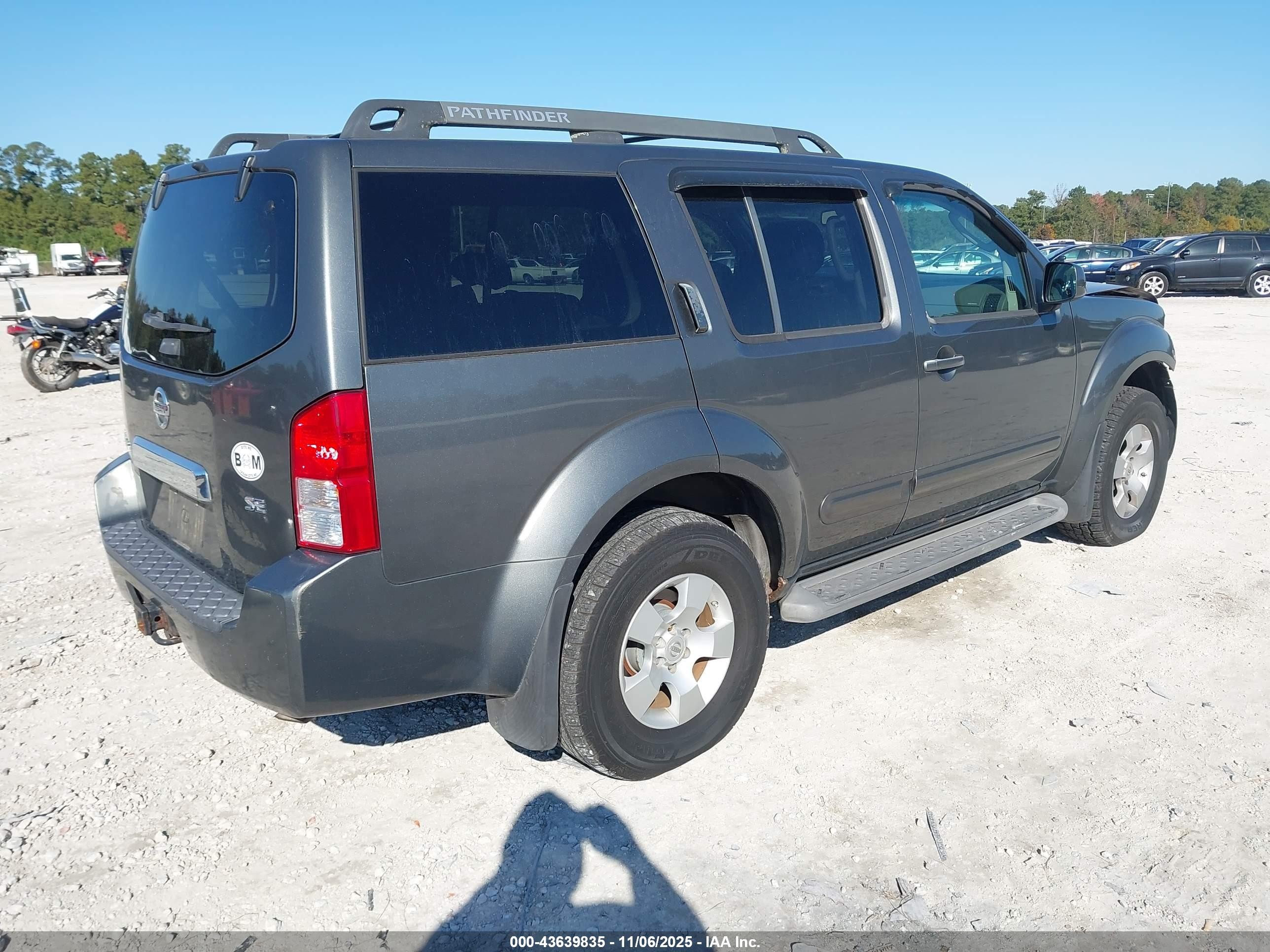 2006 Nissan Pathfinder Se Gray vin: 5N1AR18W16C608945