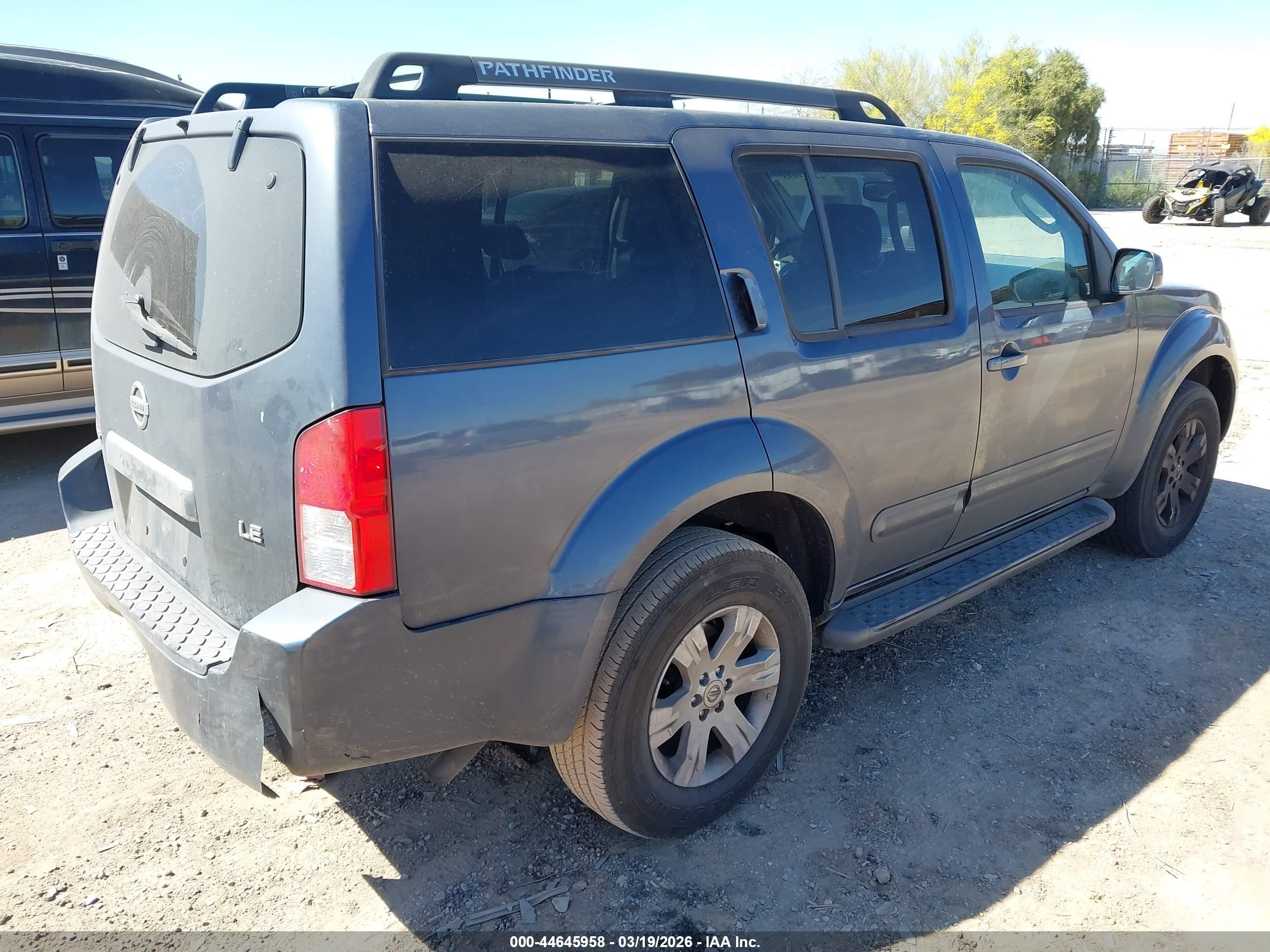 2006 Nissan Pathfinder Le Серый vin: 5N1AR18W16C623638