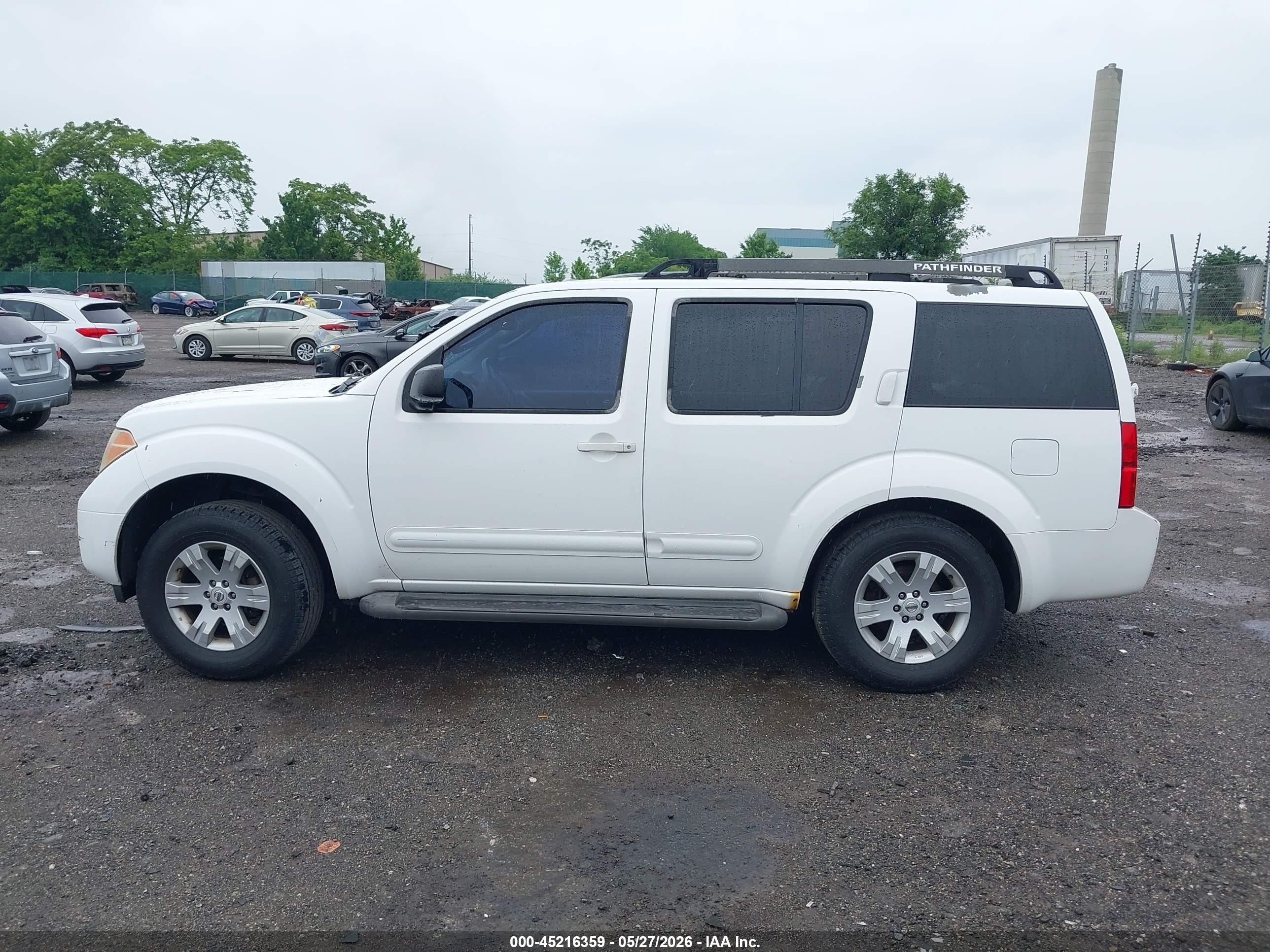 2006 Nissan Pathfinder Le White vin: 5N1AR18W16C641007
