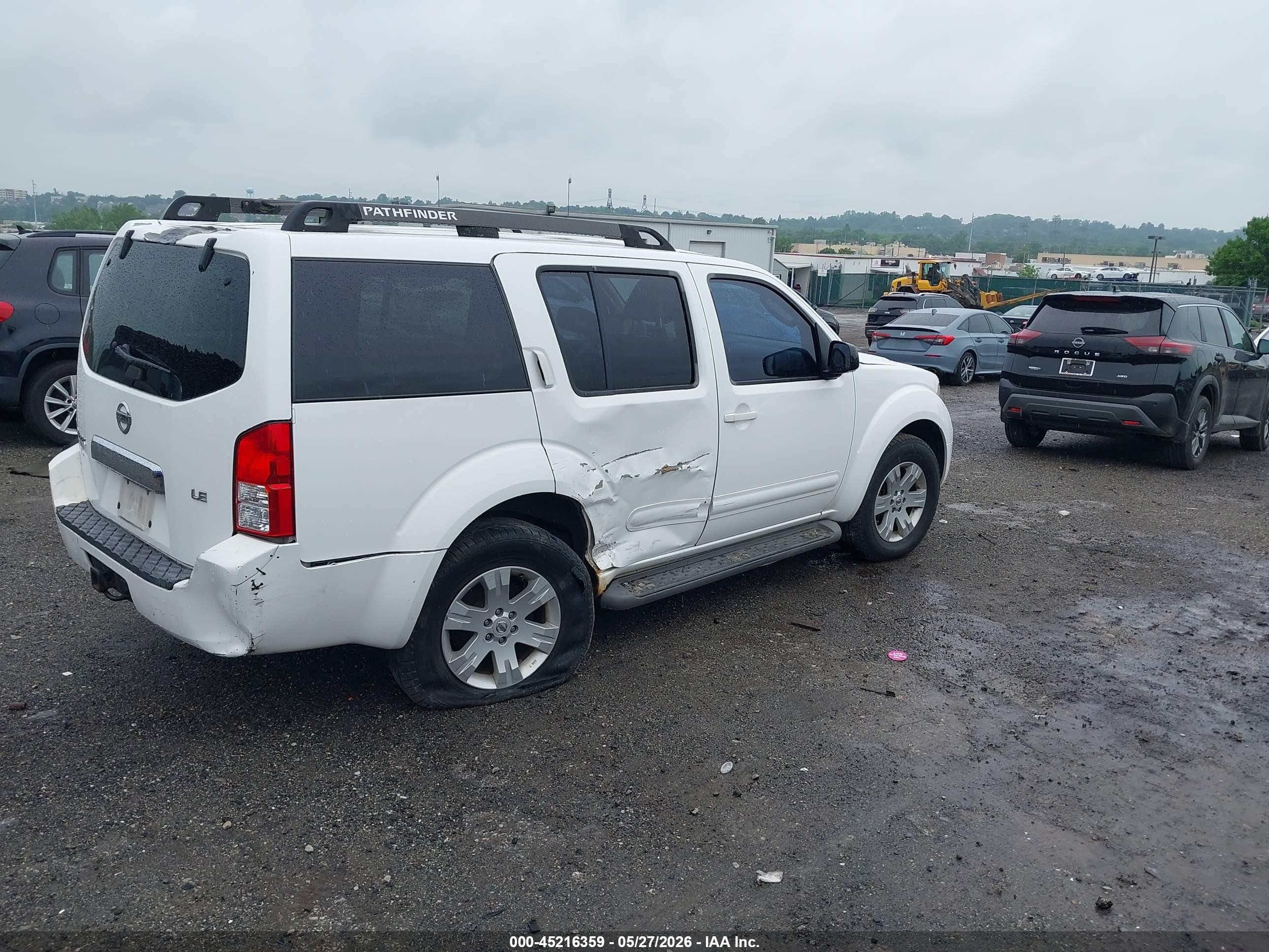 2006 Nissan Pathfinder Le White vin: 5N1AR18W16C641007