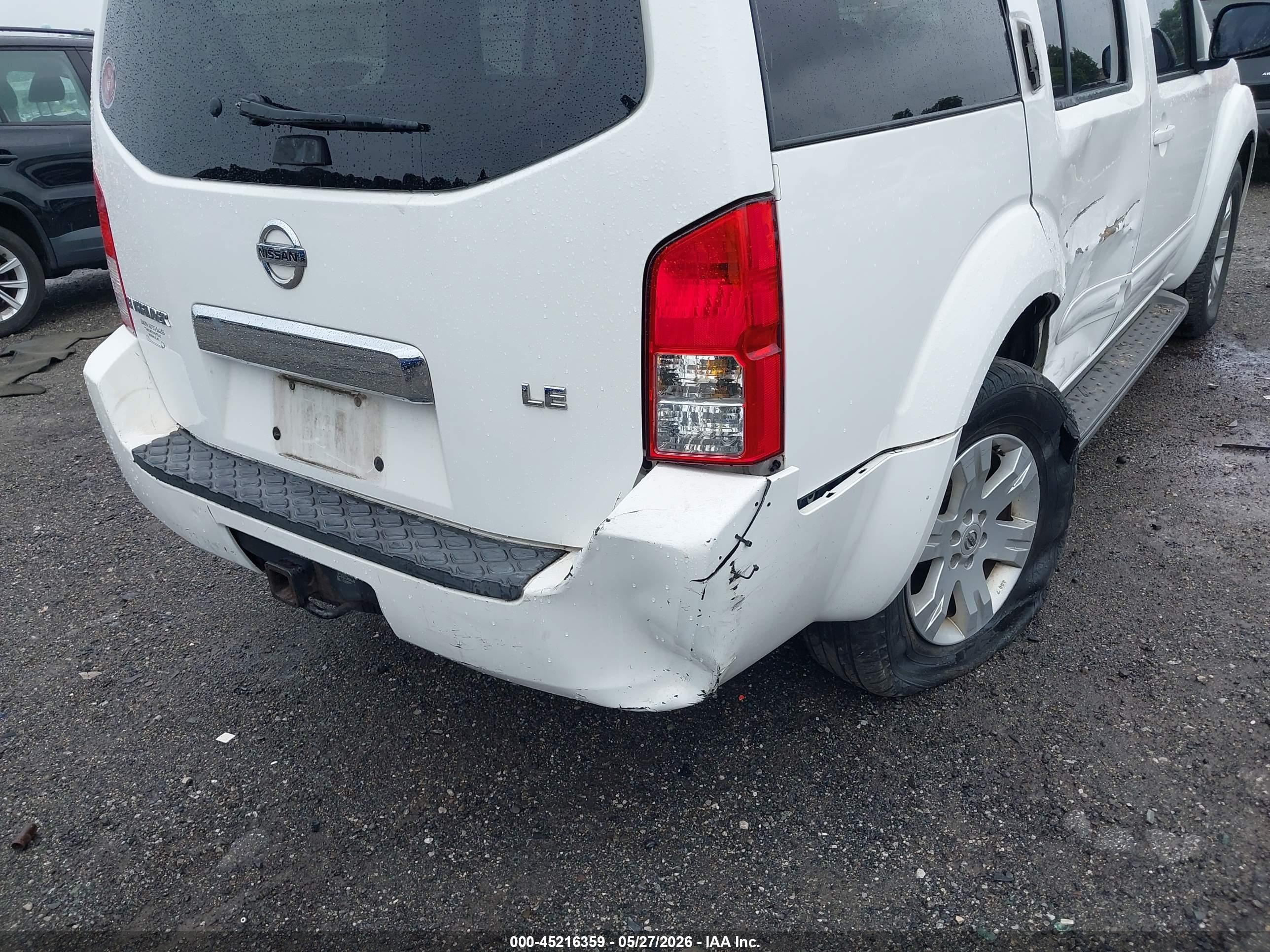 2006 Nissan Pathfinder Le White vin: 5N1AR18W16C641007