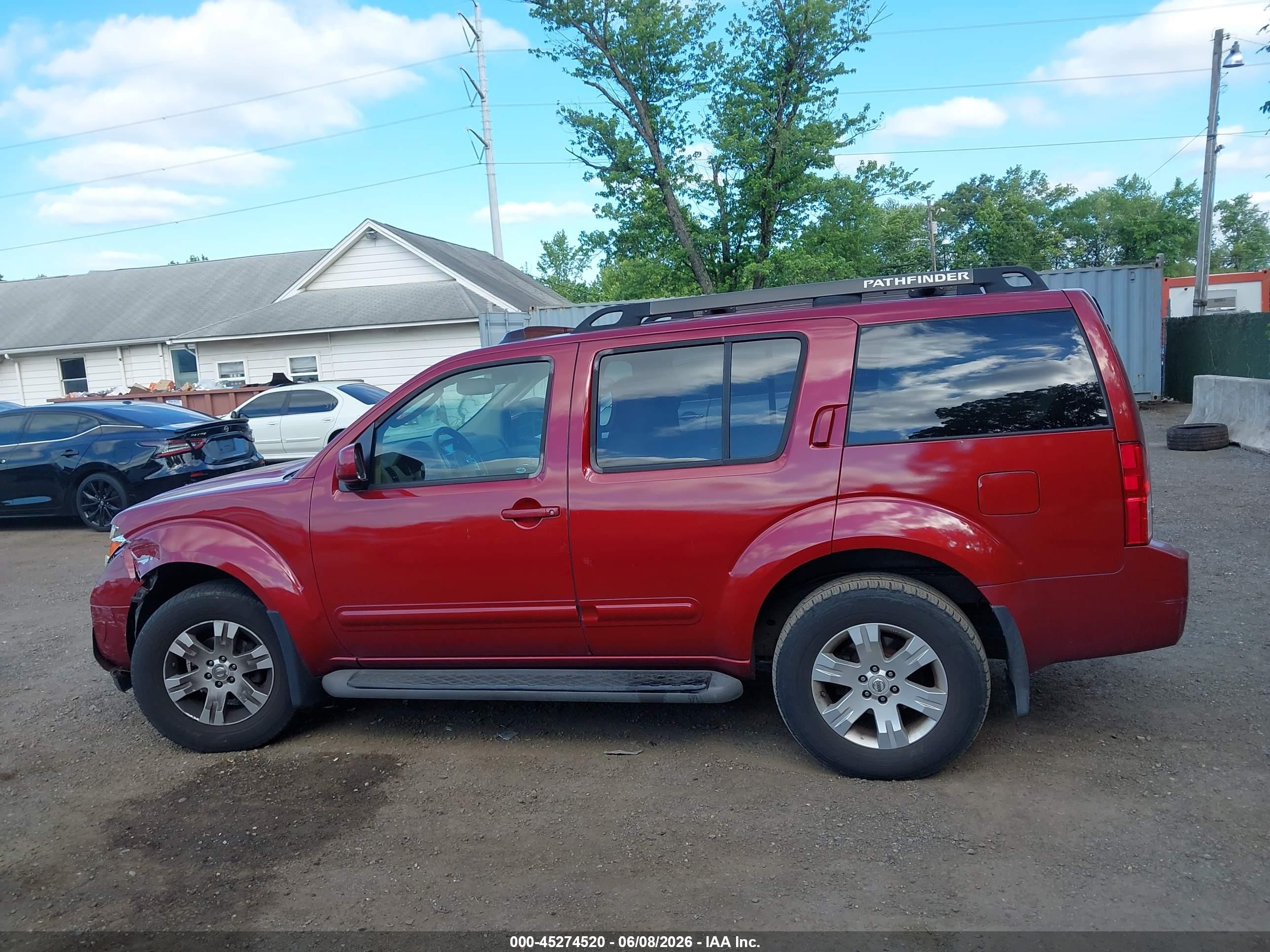 2006 Nissan Pathfinder Le Red vin: 5N1AR18W16C642688