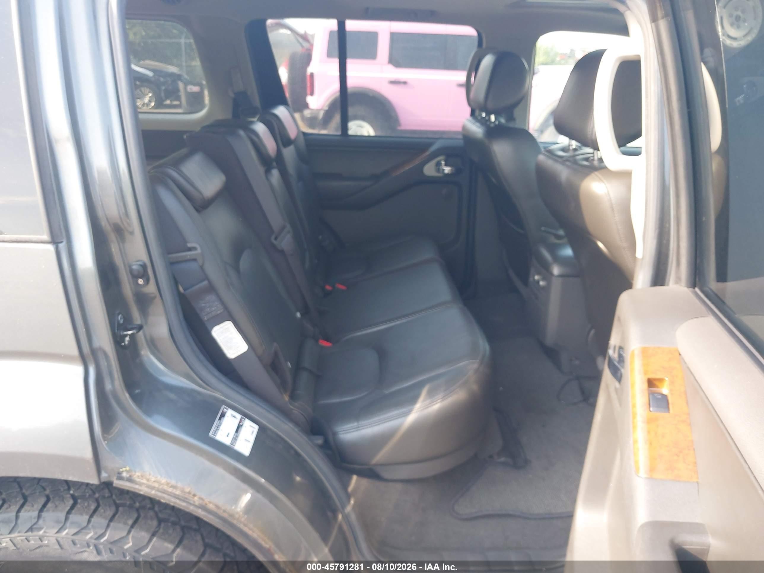 2006 Nissan Pathfinder Le Gray vin: 5N1AR18W16C650676