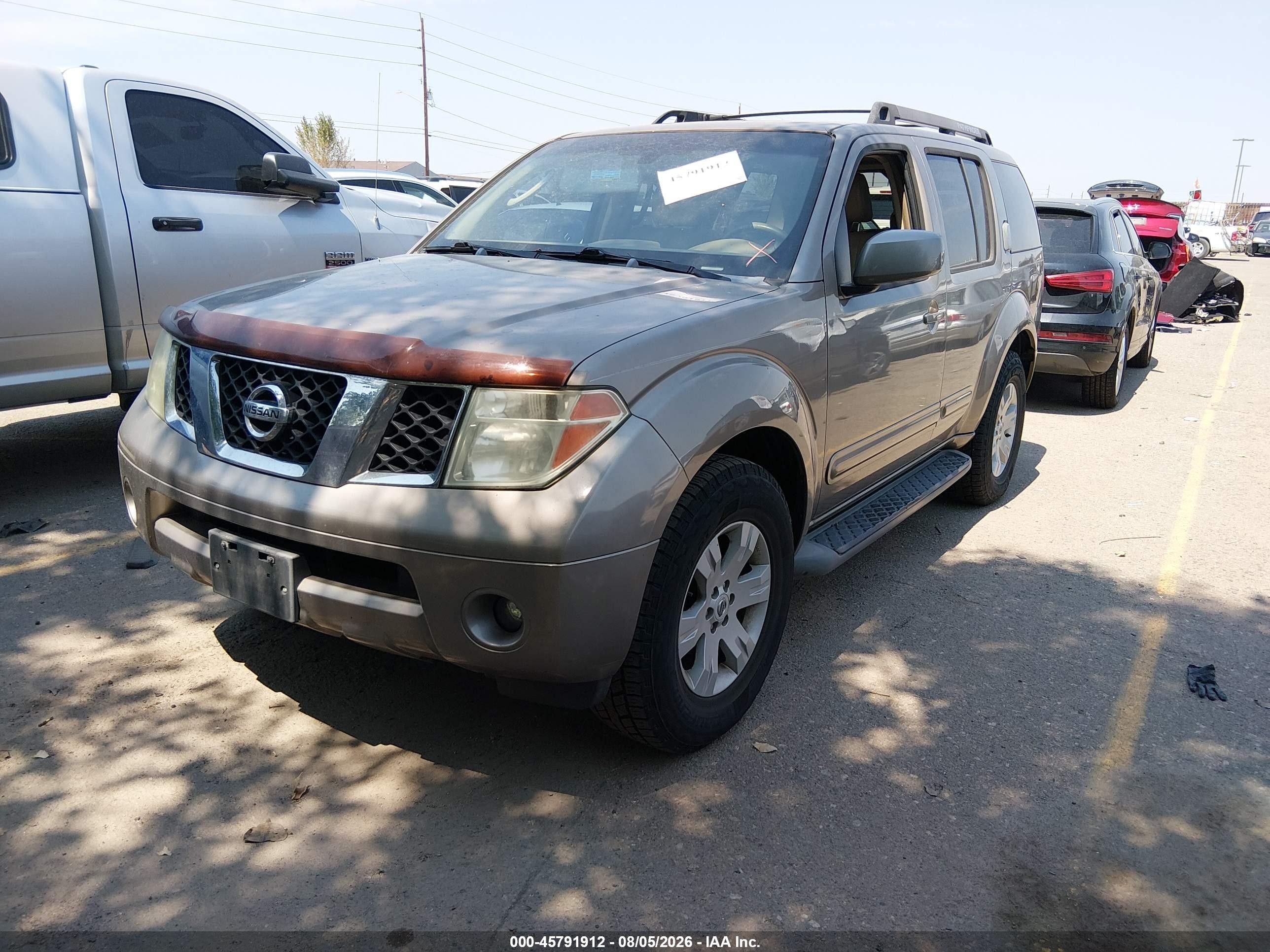 2007 Nissan Pathfinder Le Beige vin: 5N1AR18W17C618862
