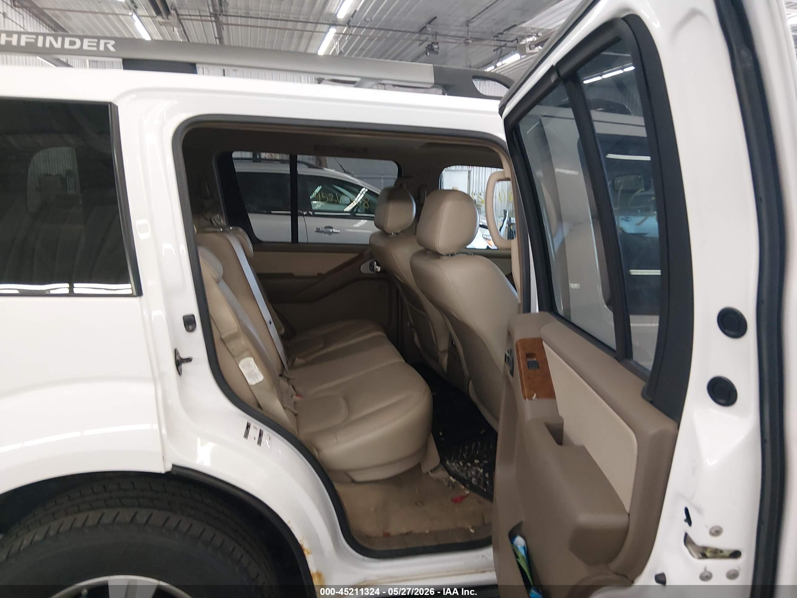 2007 Nissan Pathfinder Le White vin: 5N1AR18W17C648864