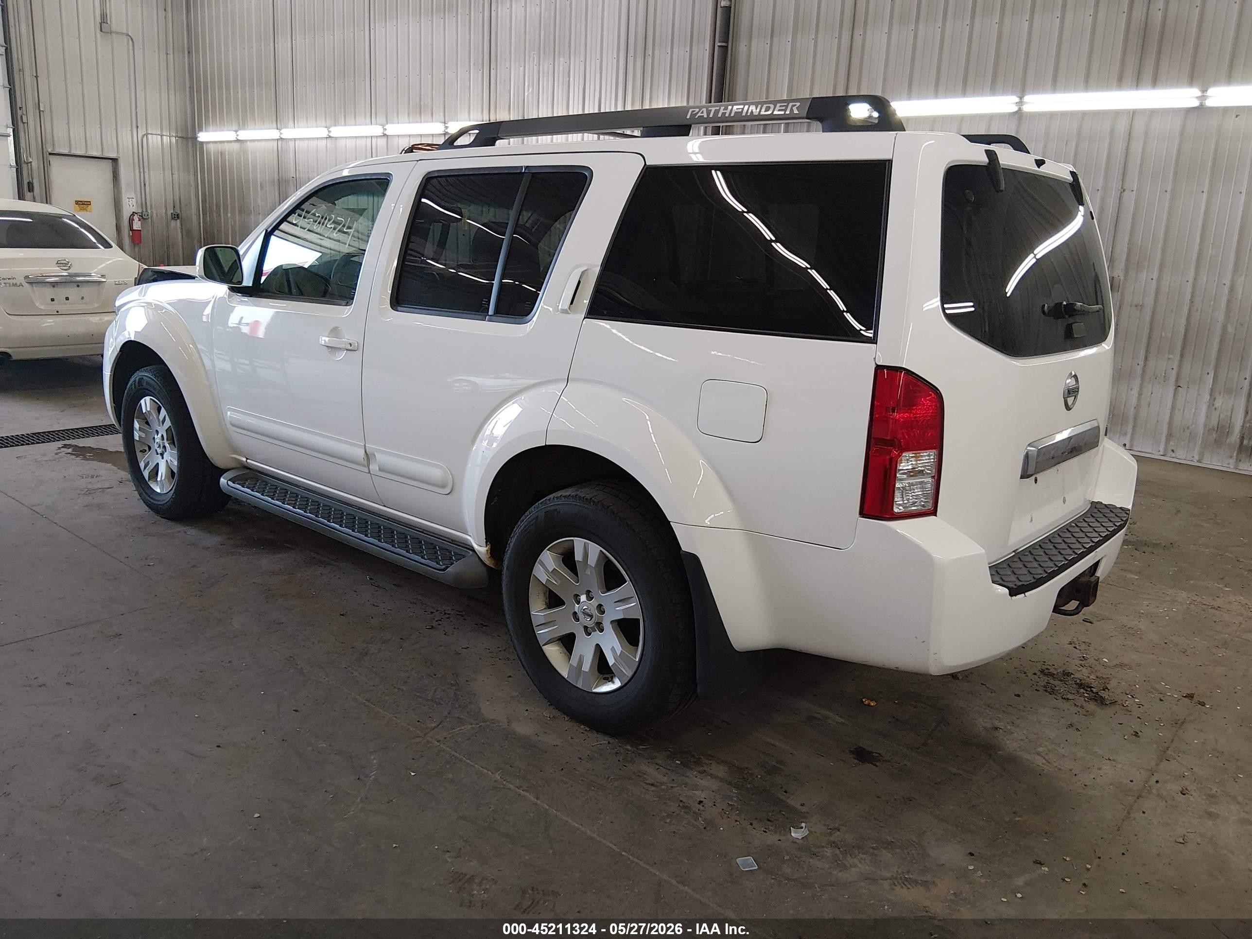 2007 Nissan Pathfinder Le White vin: 5N1AR18W17C648864