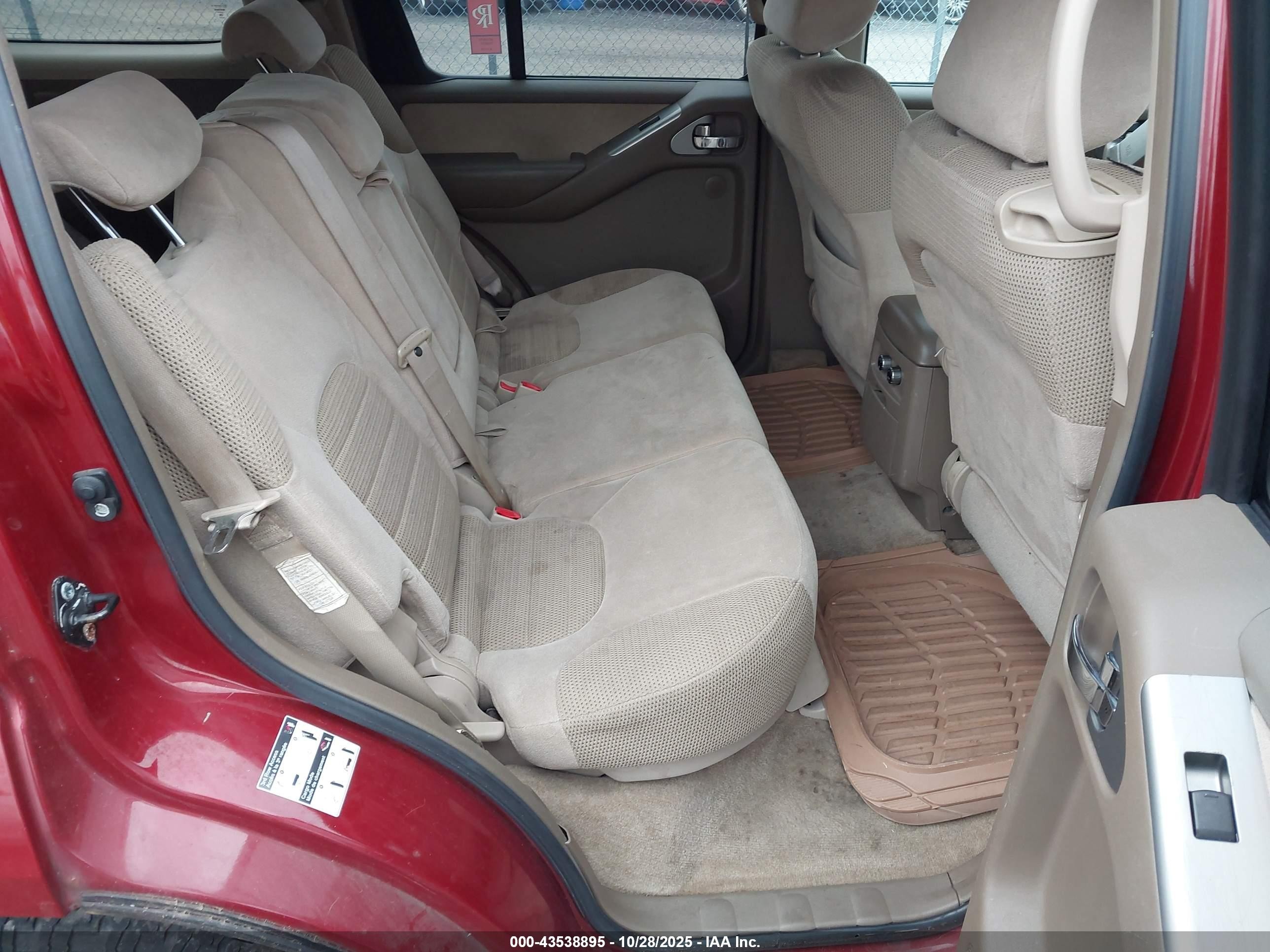 2005 Nissan Pathfinder Se Burgundy vin: 5N1AR18W25C759033