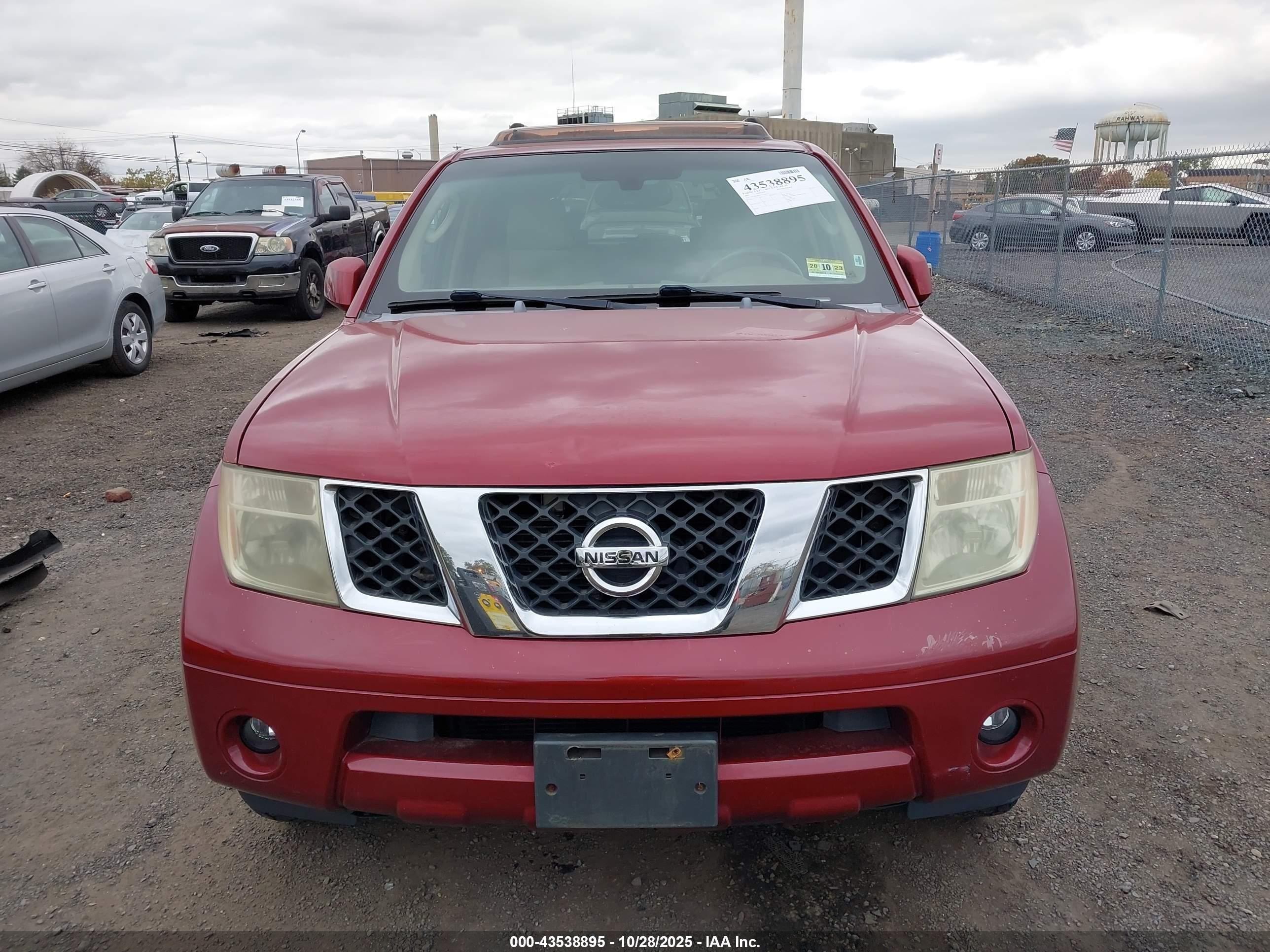 2005 Nissan Pathfinder Se Burgundy vin: 5N1AR18W25C759033