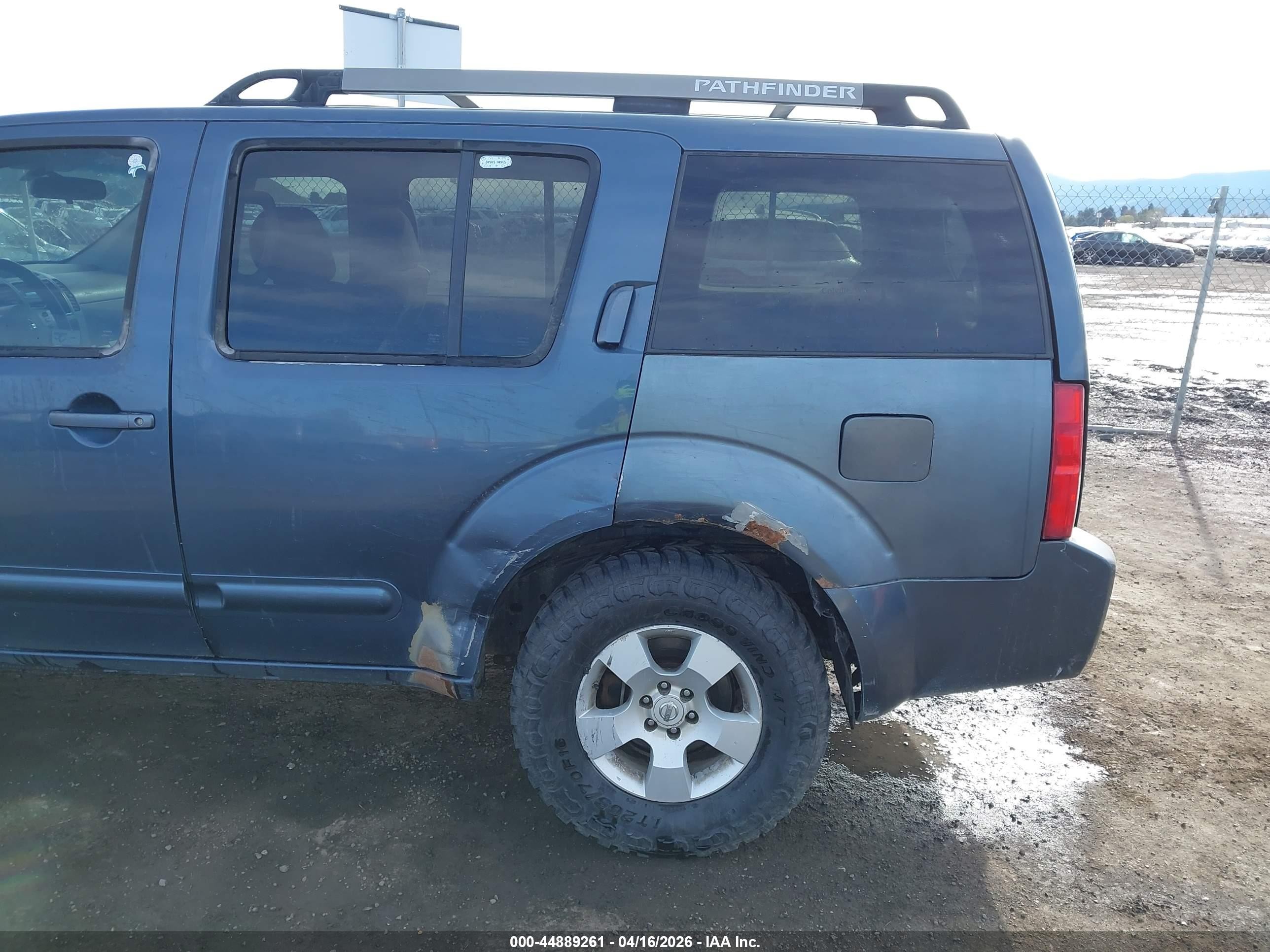 2005 Nissan Pathfinder Se Blue vin: 5N1AR18W25C764717