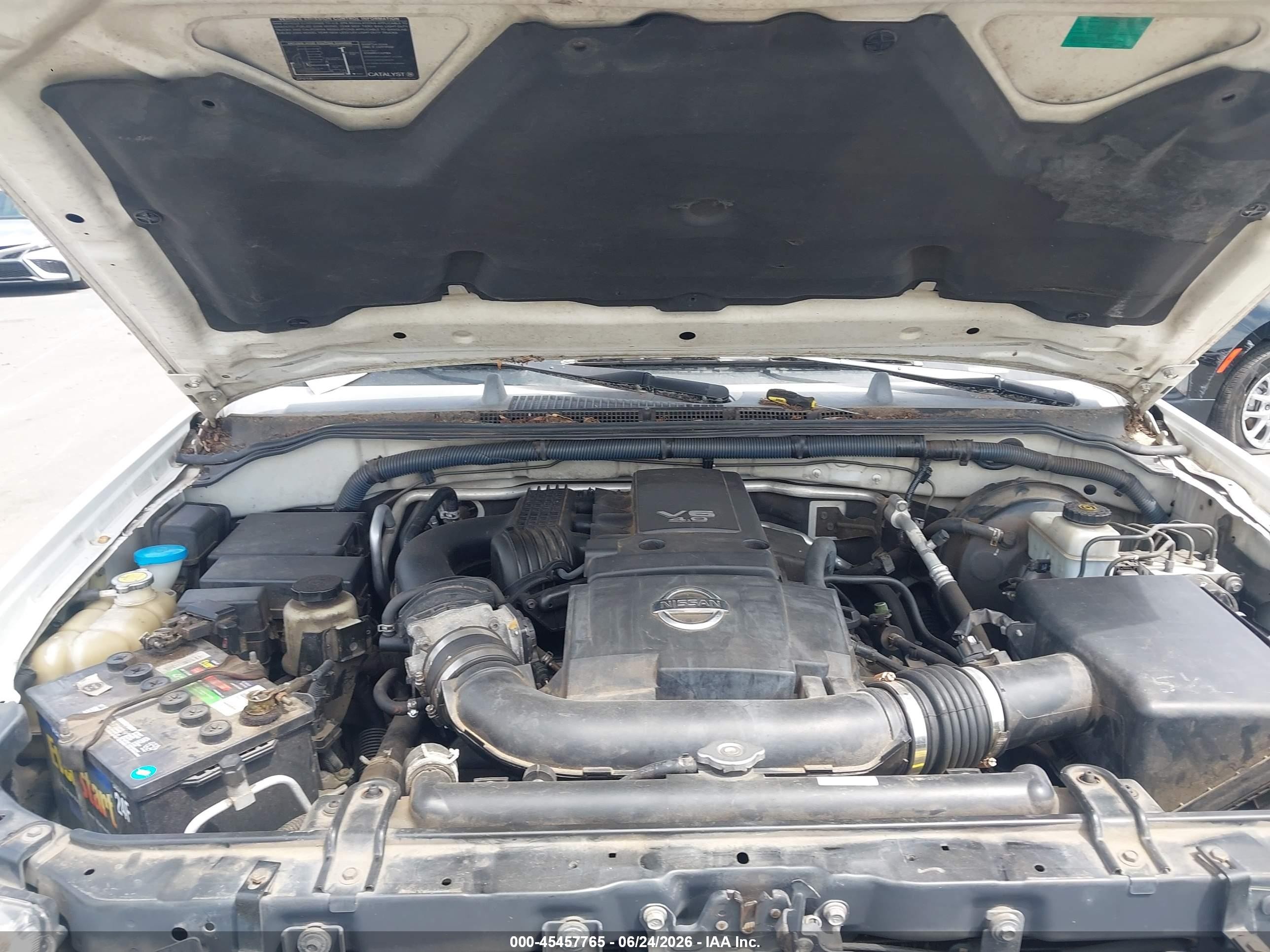 2005 Nissan Pathfinder Se Off-road Белый vin: 5N1AR18W25C765401