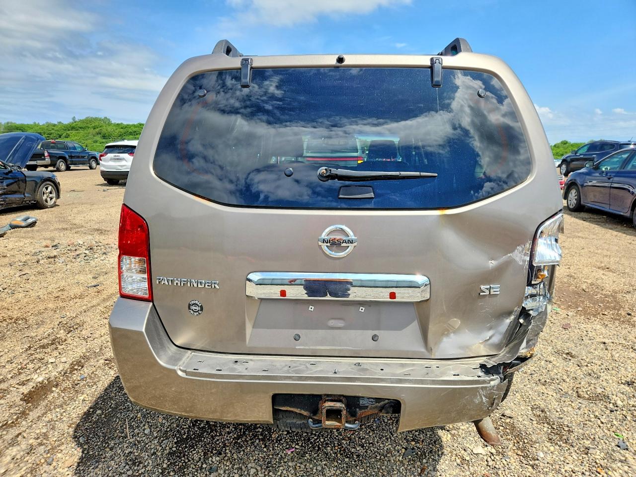 2005 Nissan Pathfinder Le/se/xe Tan vin: 5N1AR18W25C770212