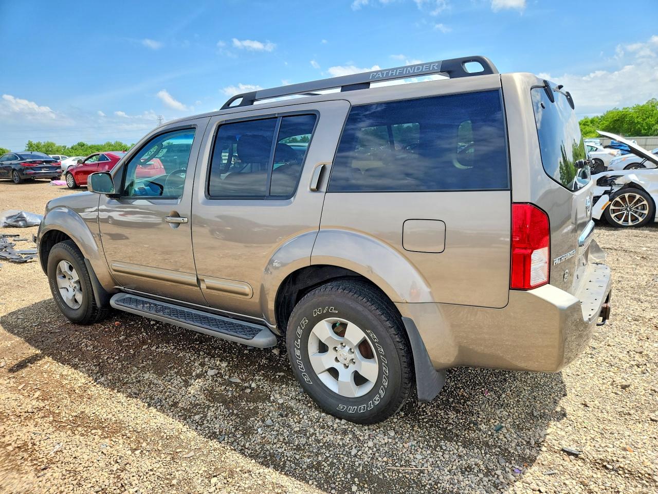 2005 Nissan Pathfinder Le/se/xe Tan vin: 5N1AR18W25C770212