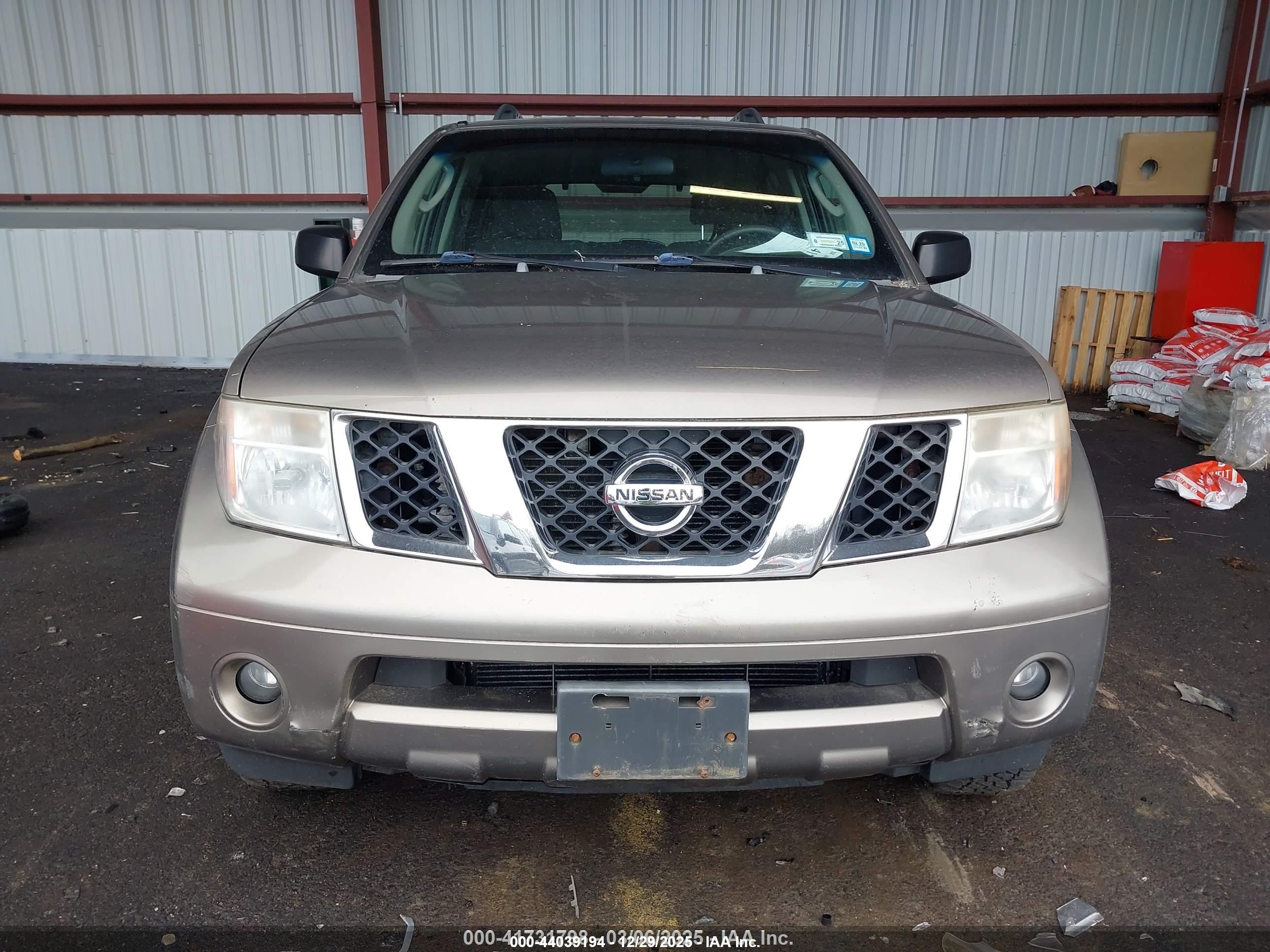 2006 Nissan Pathfinder S Brown vin: 5N1AR18W26C642277